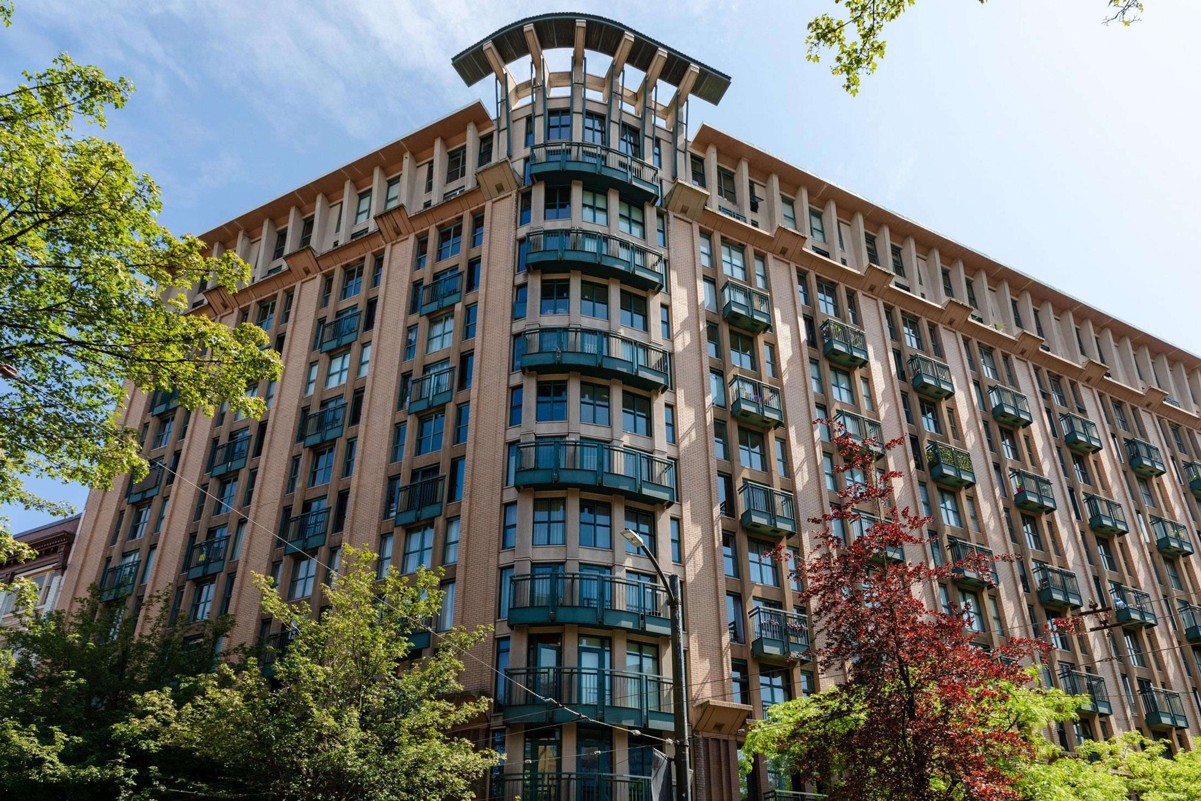 22 E Cordova Street, Vancouver - Exteriors - Photo 2