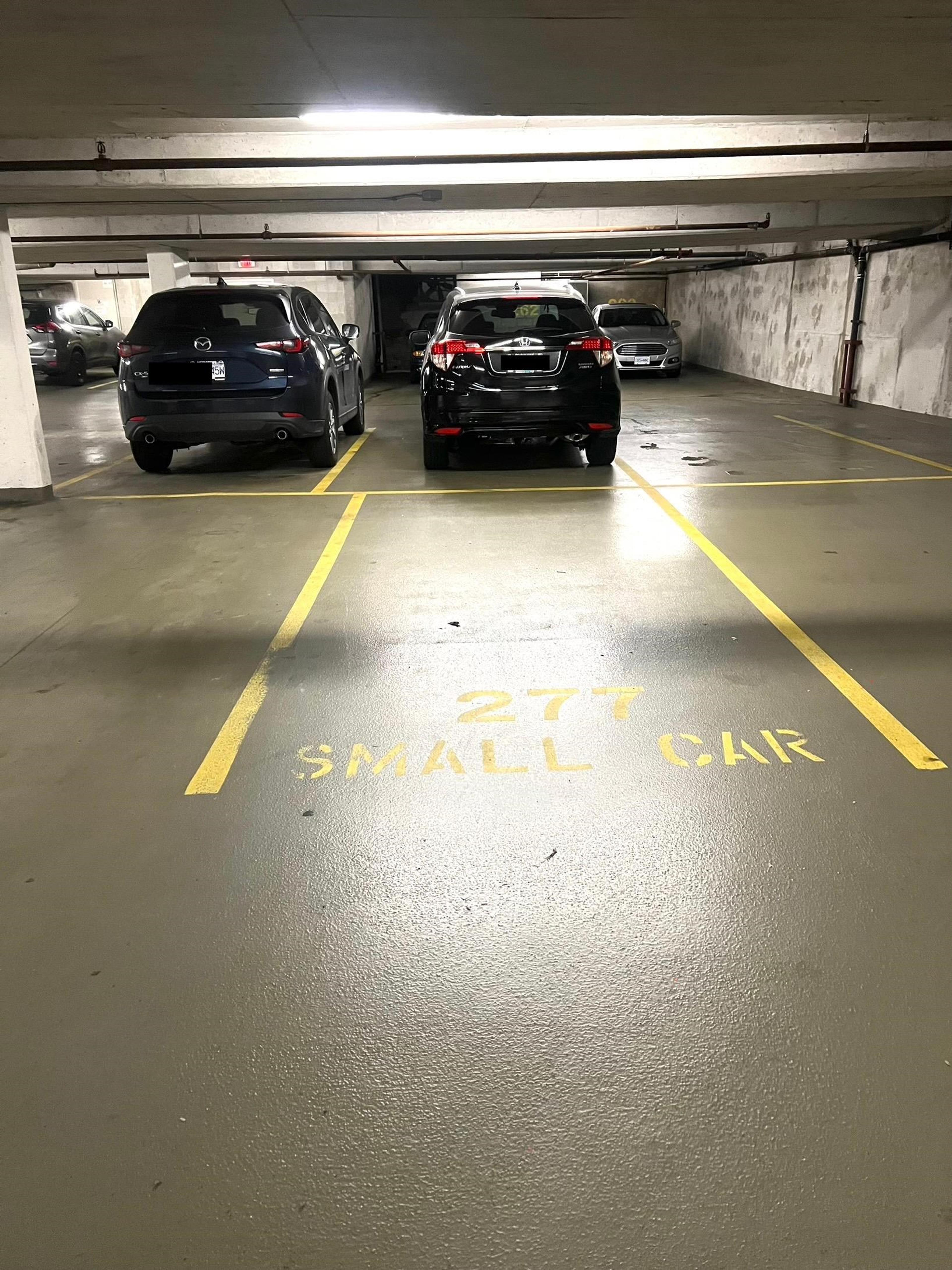 8297 Saba Road, Richmond - Common Areas - Parking - Photo 2