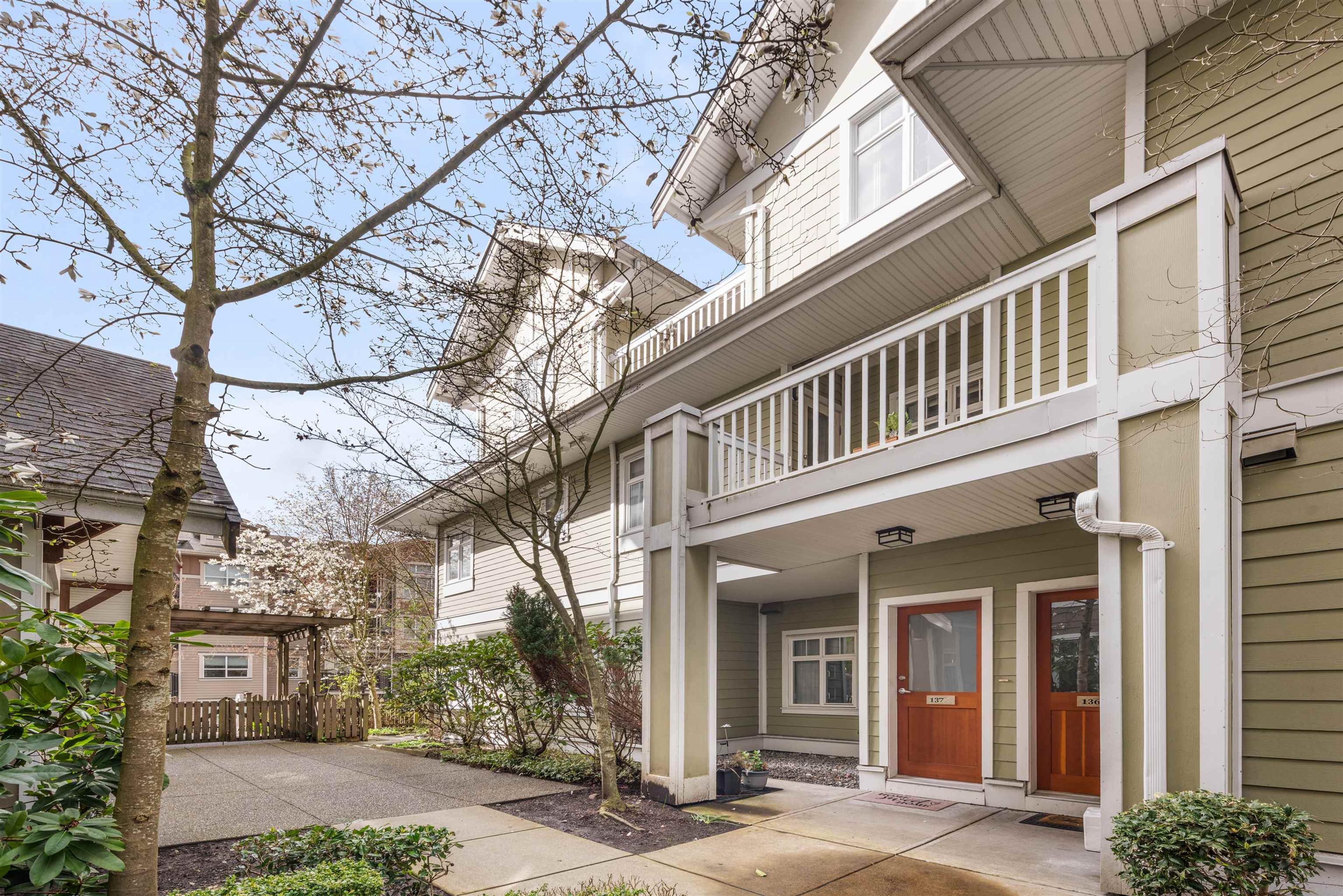 7388 Macpherson Avenue, Burnaby - Exteriors - Photo 3