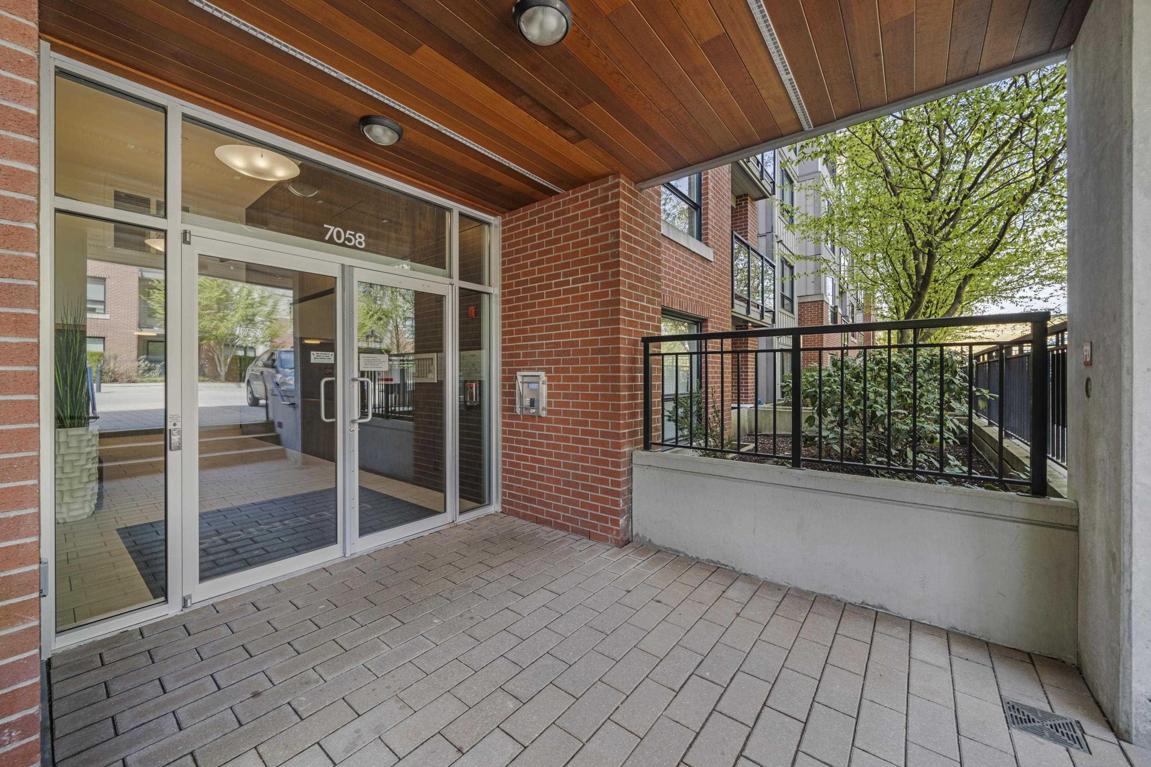 7058 14th Avenue, Burnaby - Exteriors - Photo 3