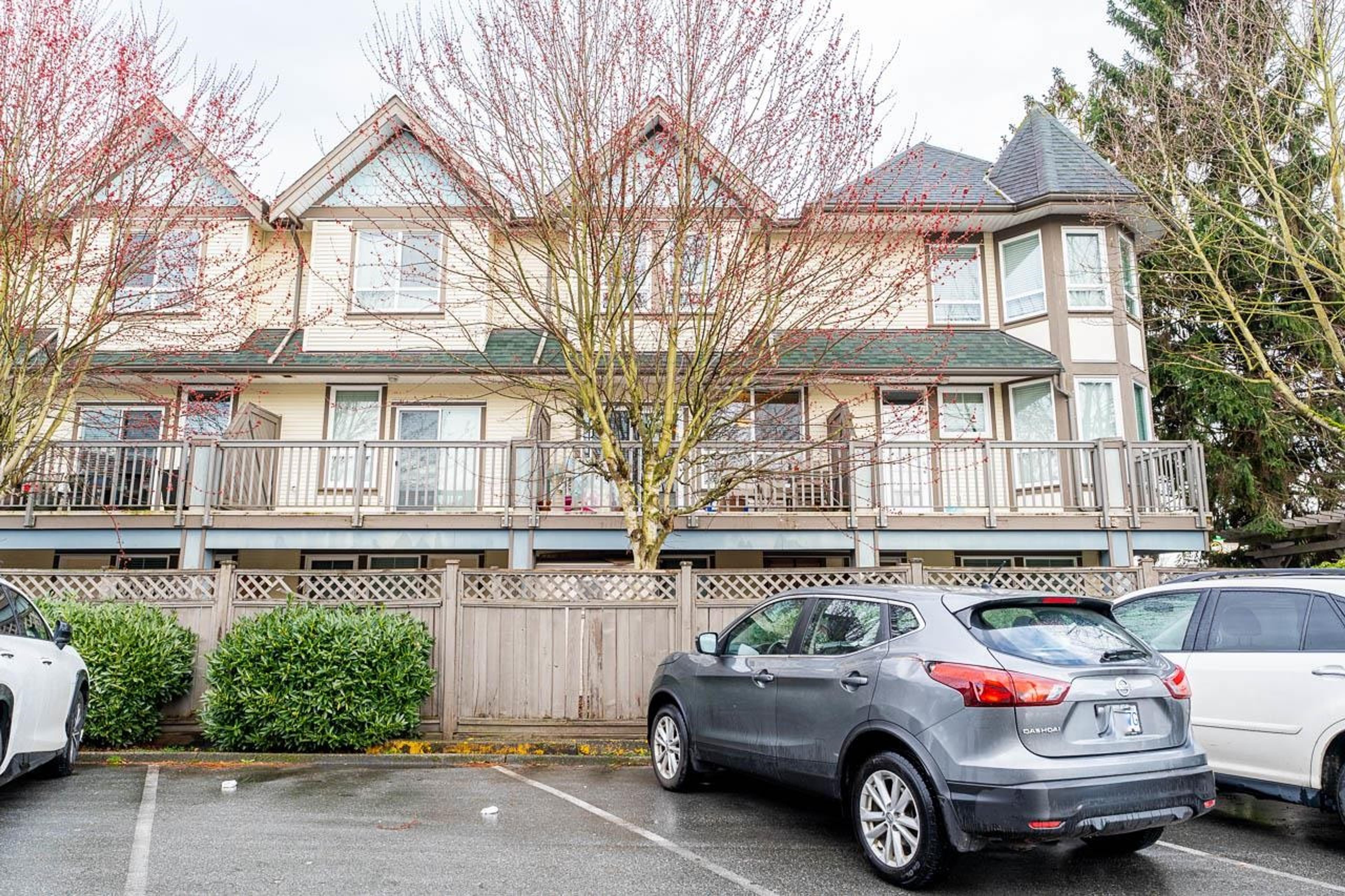 9051 Blundell Road, Richmond - Exteriors - Photo 3