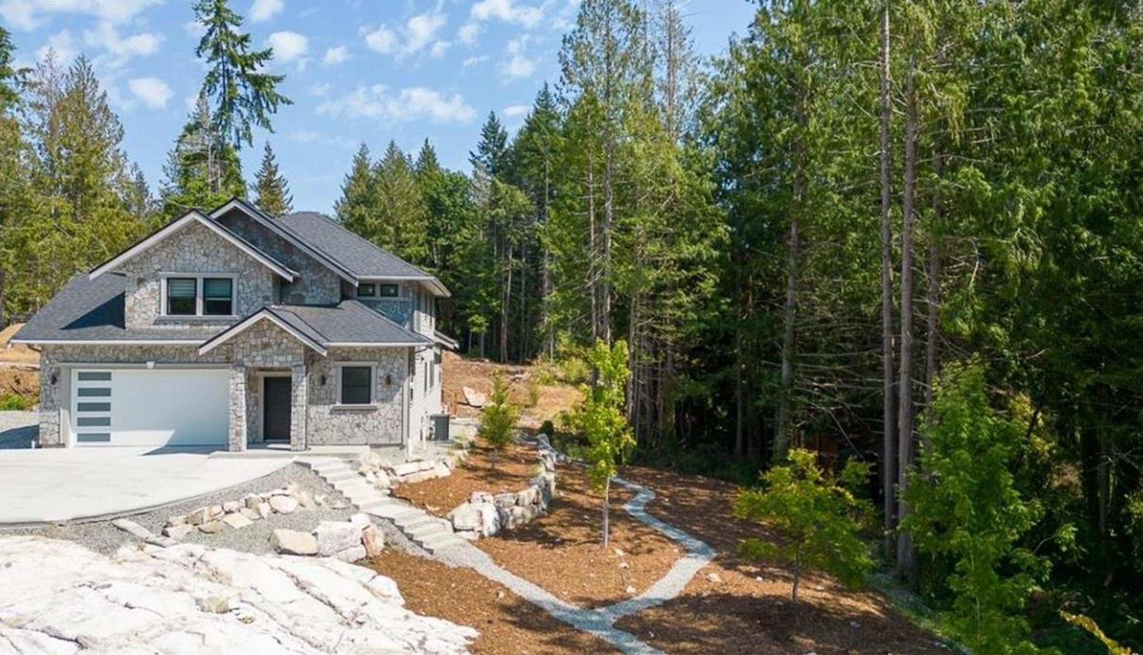 1102 Largo Road, Roberts Creek - Exteriors - Photo 1