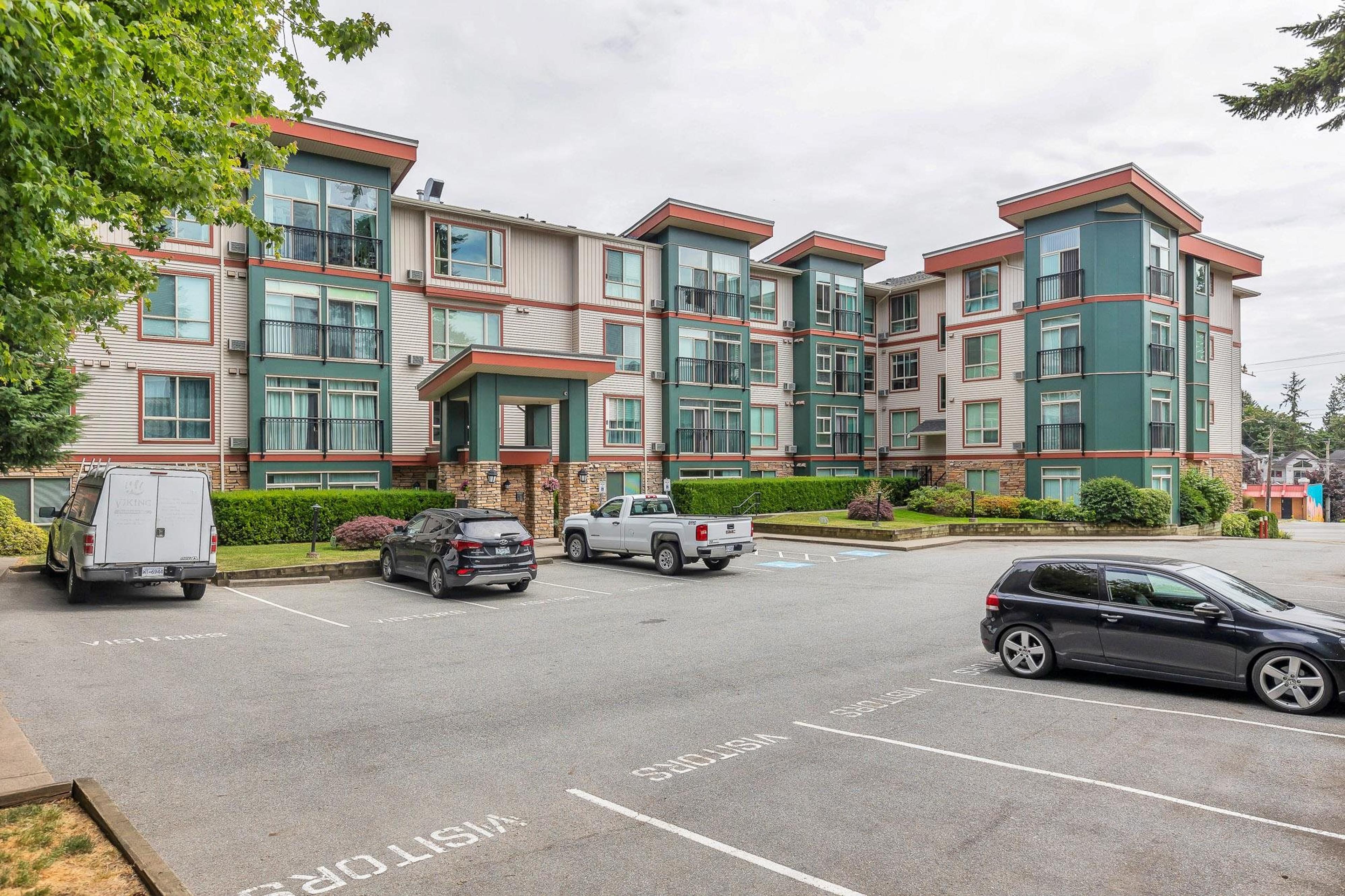 33485 South Fraser Way, Abbotsford - Exteriors - Full Complex View - Photo 1