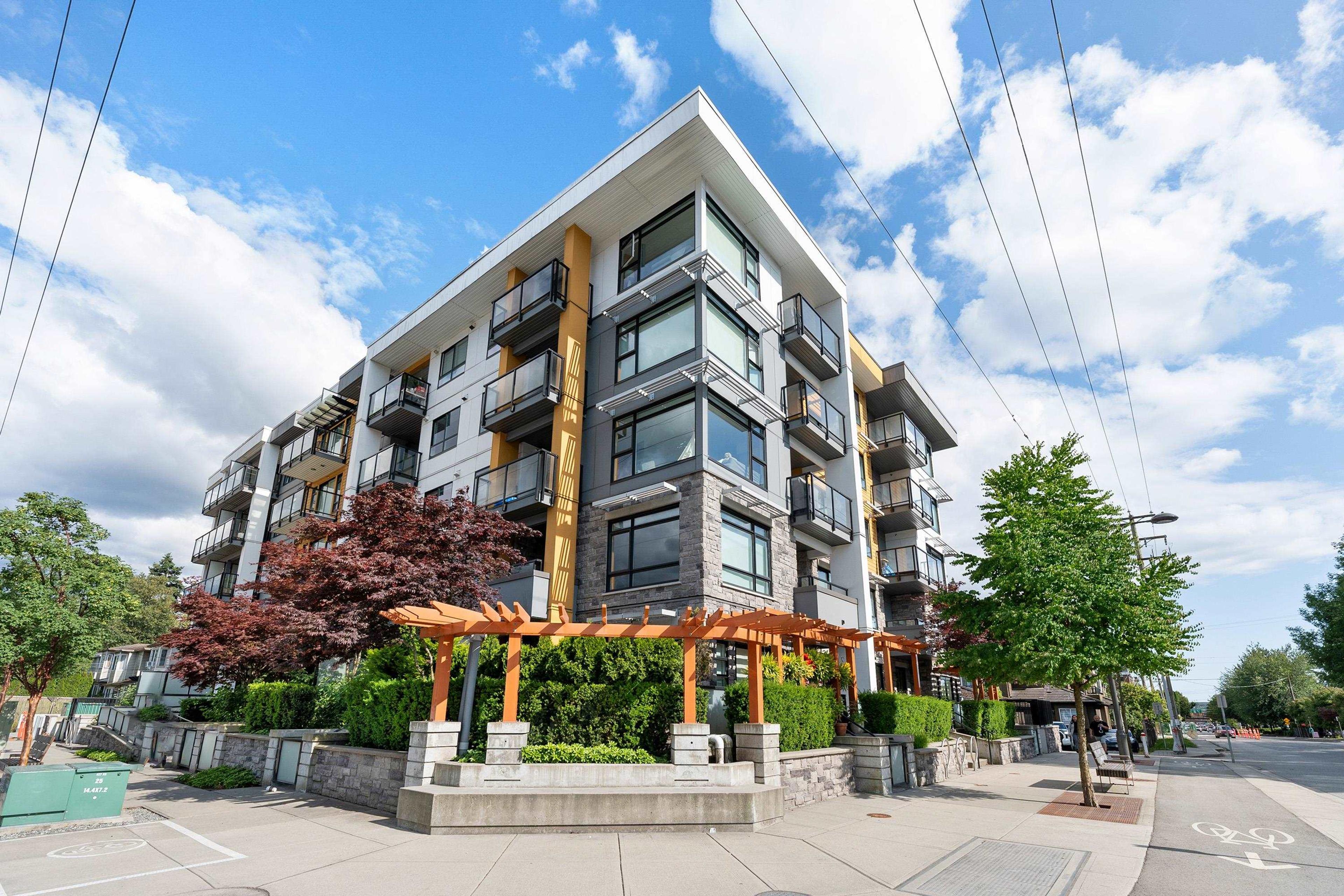 1519 Crown Street, North Vancouver - Exteriors - Photo 1