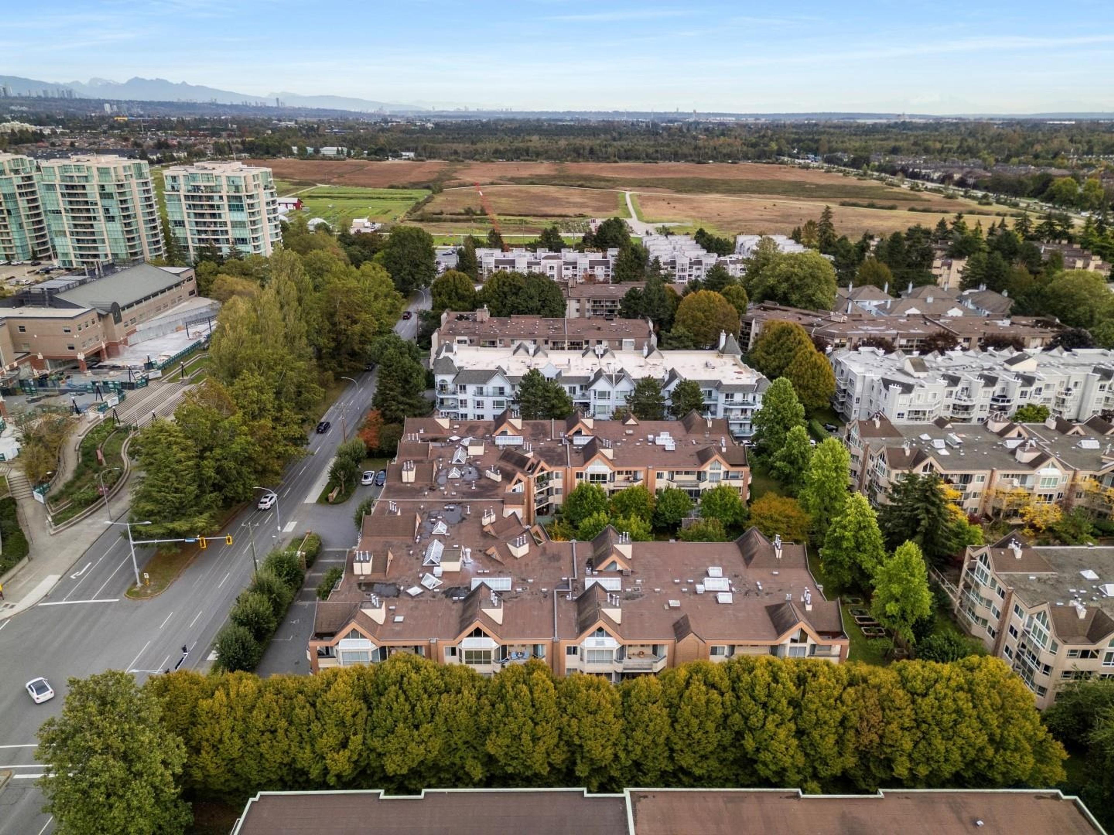 8600 Lansdowne Road, Richmond - Exteriors - Full Complex View, Drone/Aerial View - Photo 8