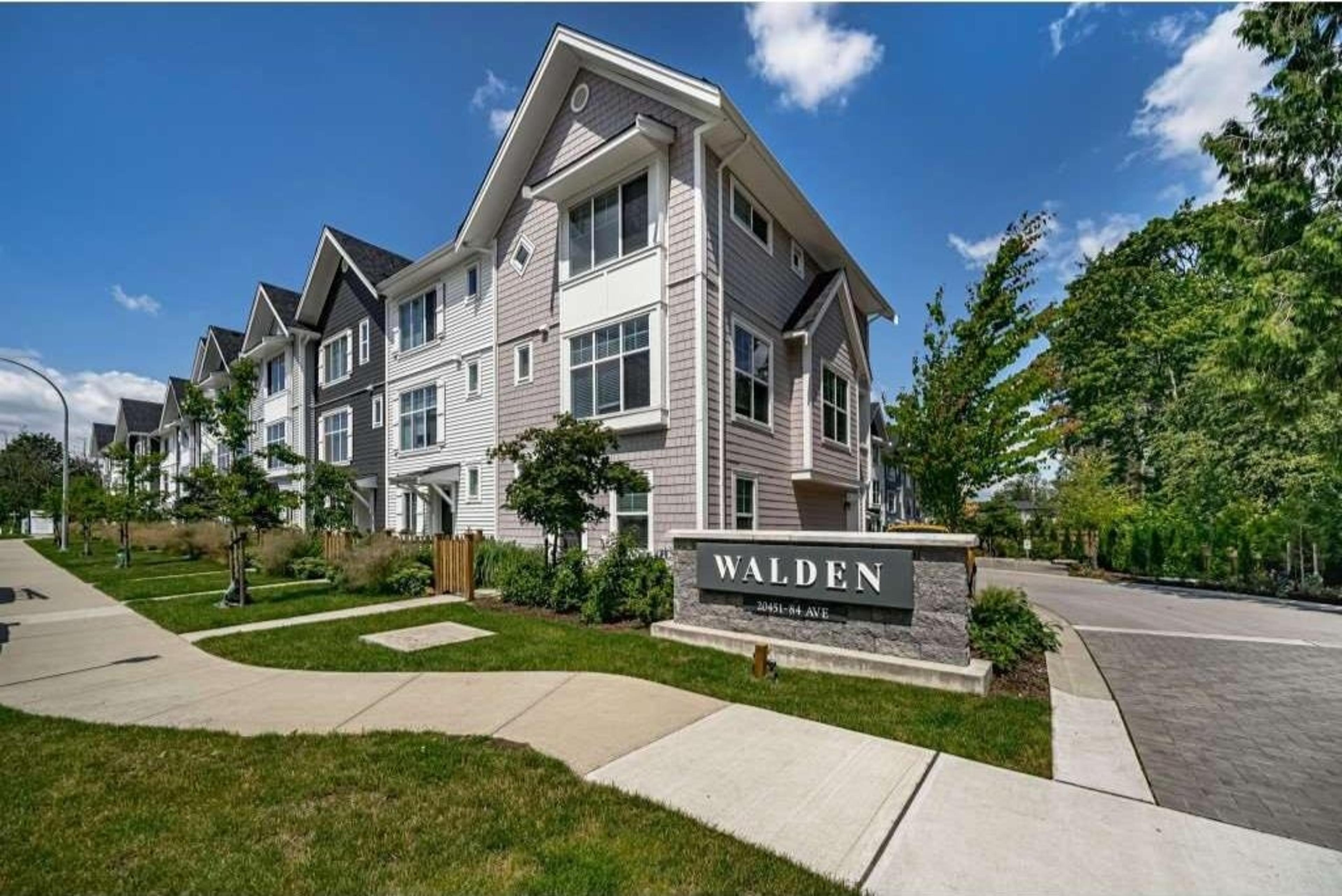 20451 84 Avenue, Langley - Exteriors - Photo 2