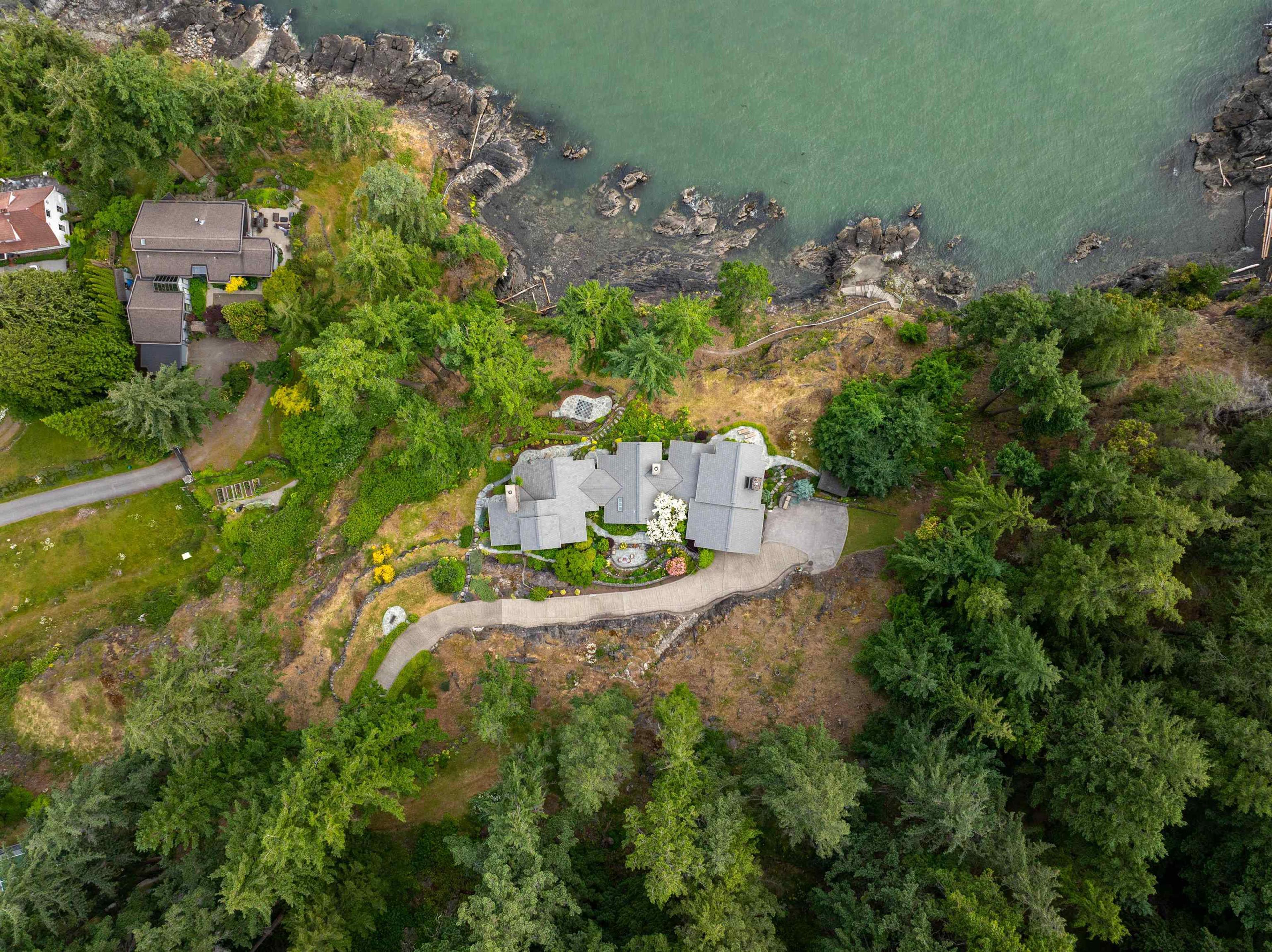 1299 Fairweather Road, Bowen Island - Exteriors - Drone/Aerial View - Photo 3