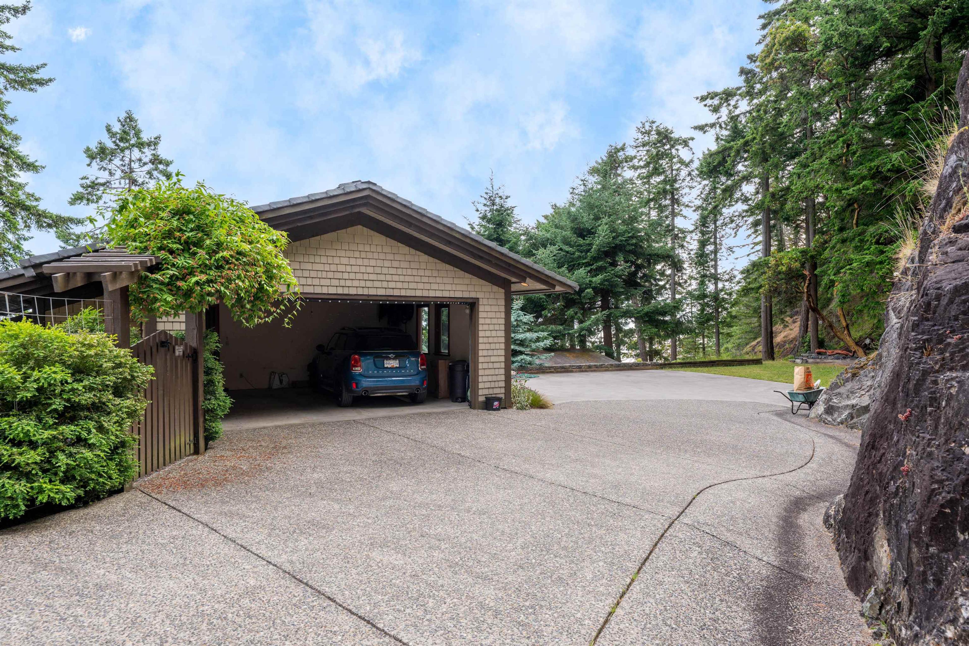 1299 Fairweather Road, Bowen Island - Exteriors - Photo 6