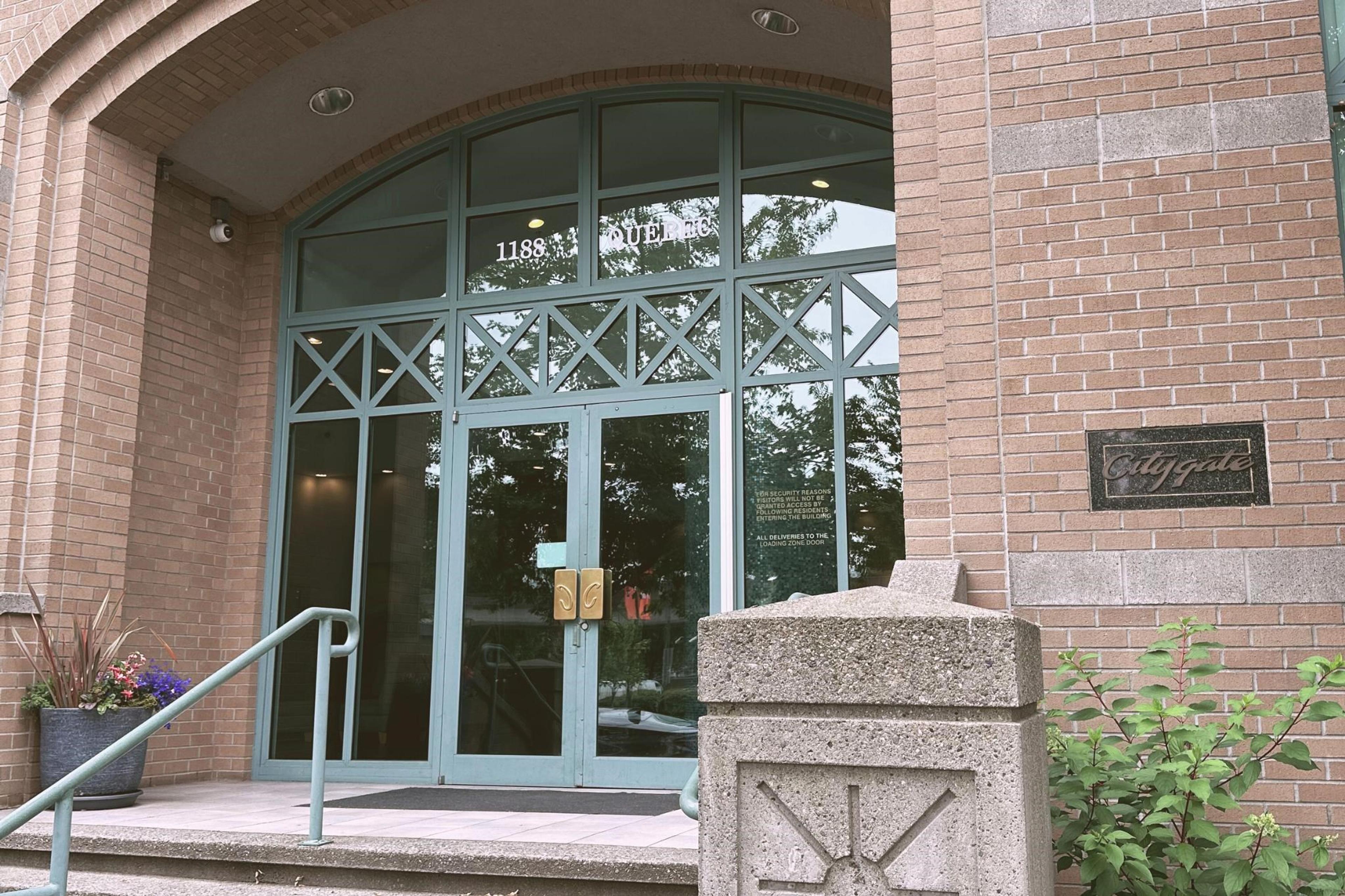 1188 Quebec Street, Vancouver - Exteriors - Photo 1