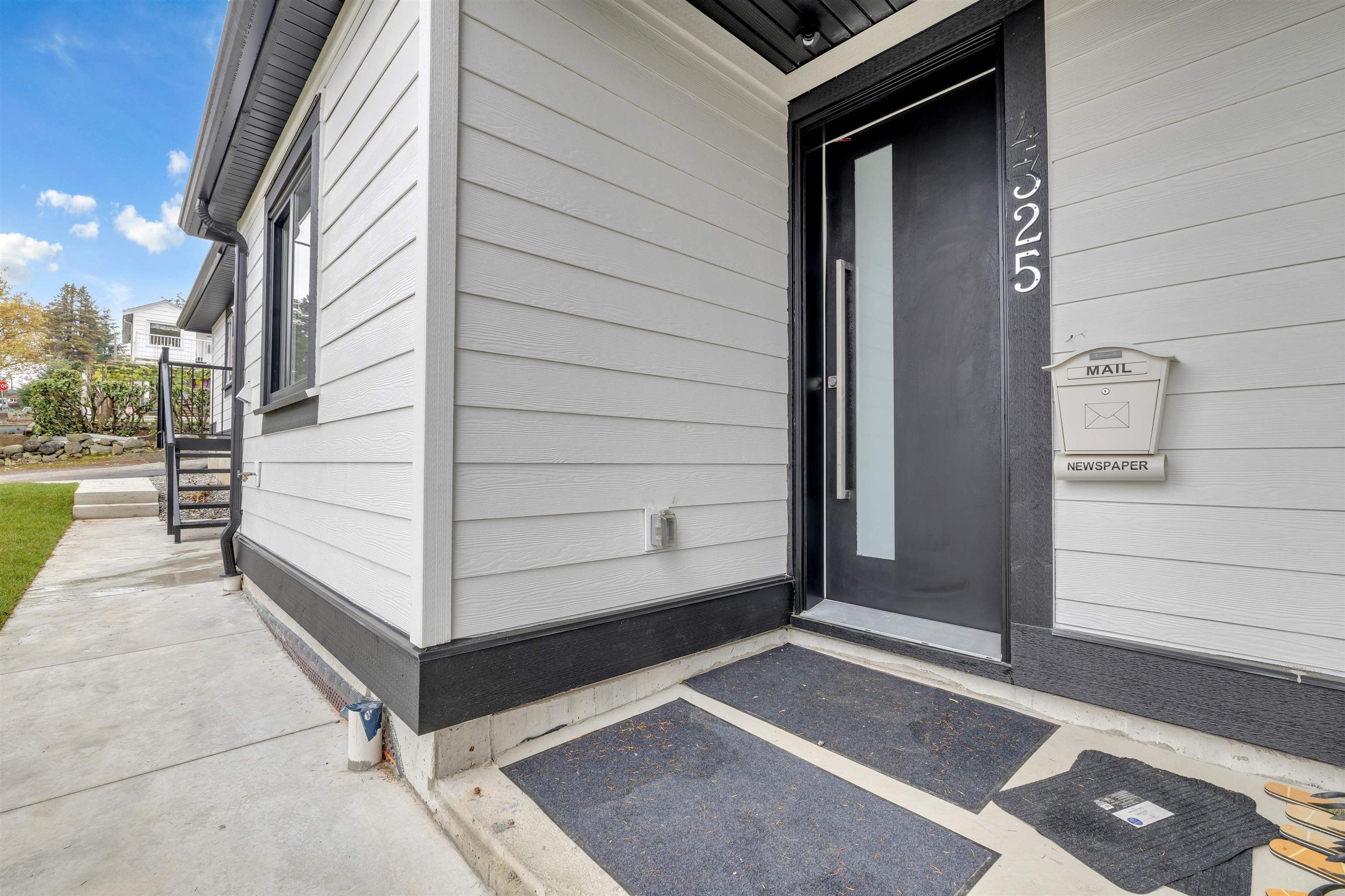 4325 Kamloops Street, Vancouver - Exteriors - Photo 1