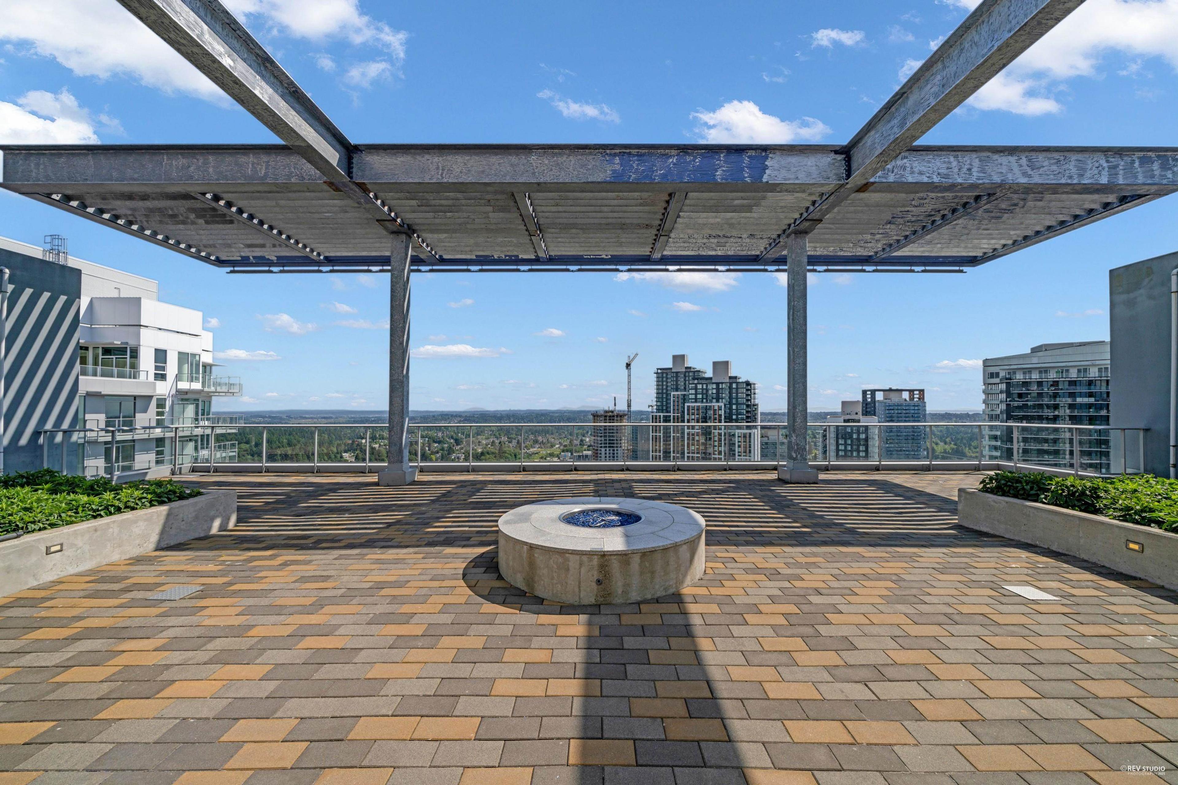 13750 100 Avenue, Surrey - Outdoor Amenities - Rooftop terraces / Patios - Photo 7