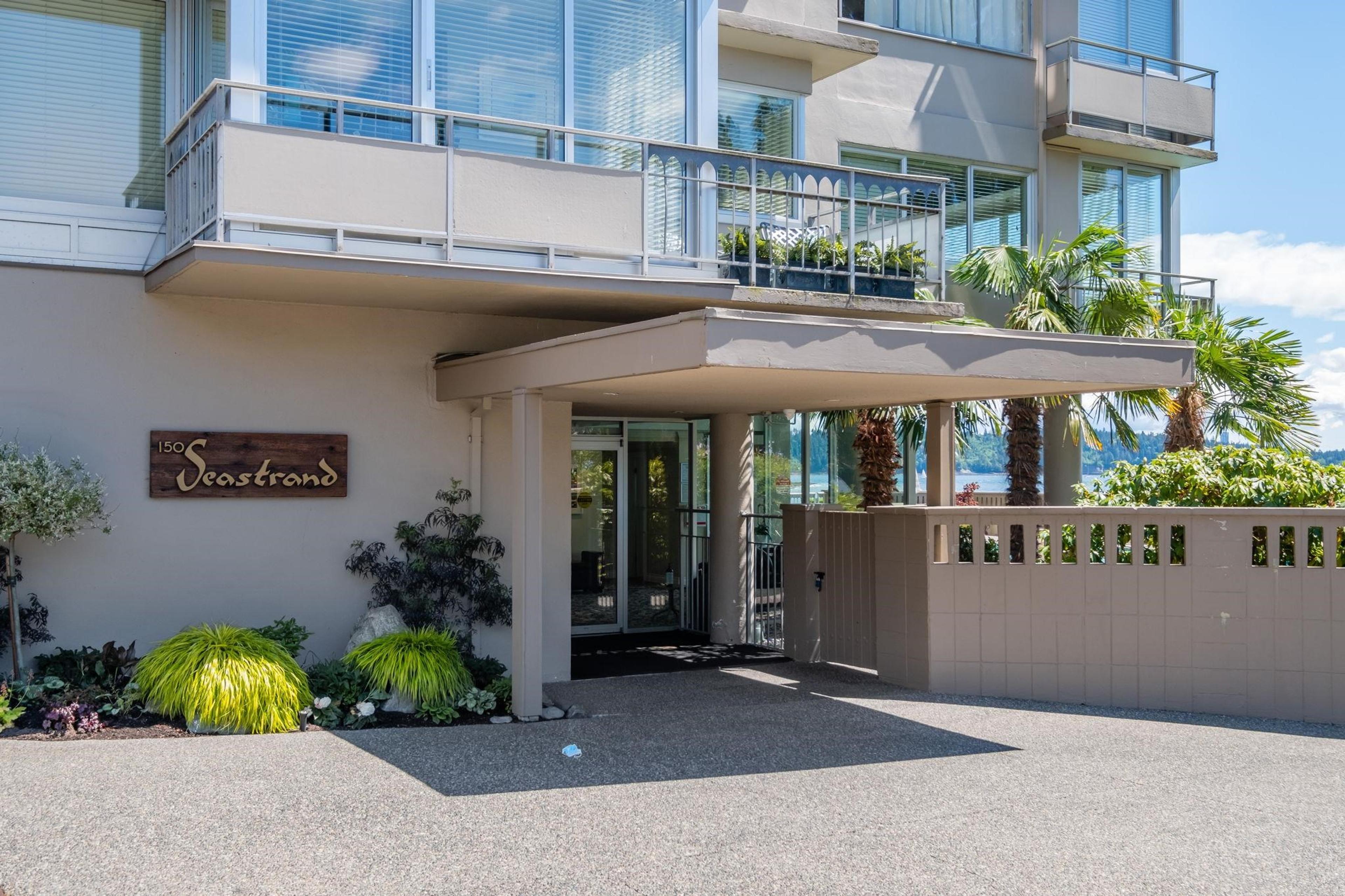 150 24th Street, West Vancouver - Exteriors - Photo 4