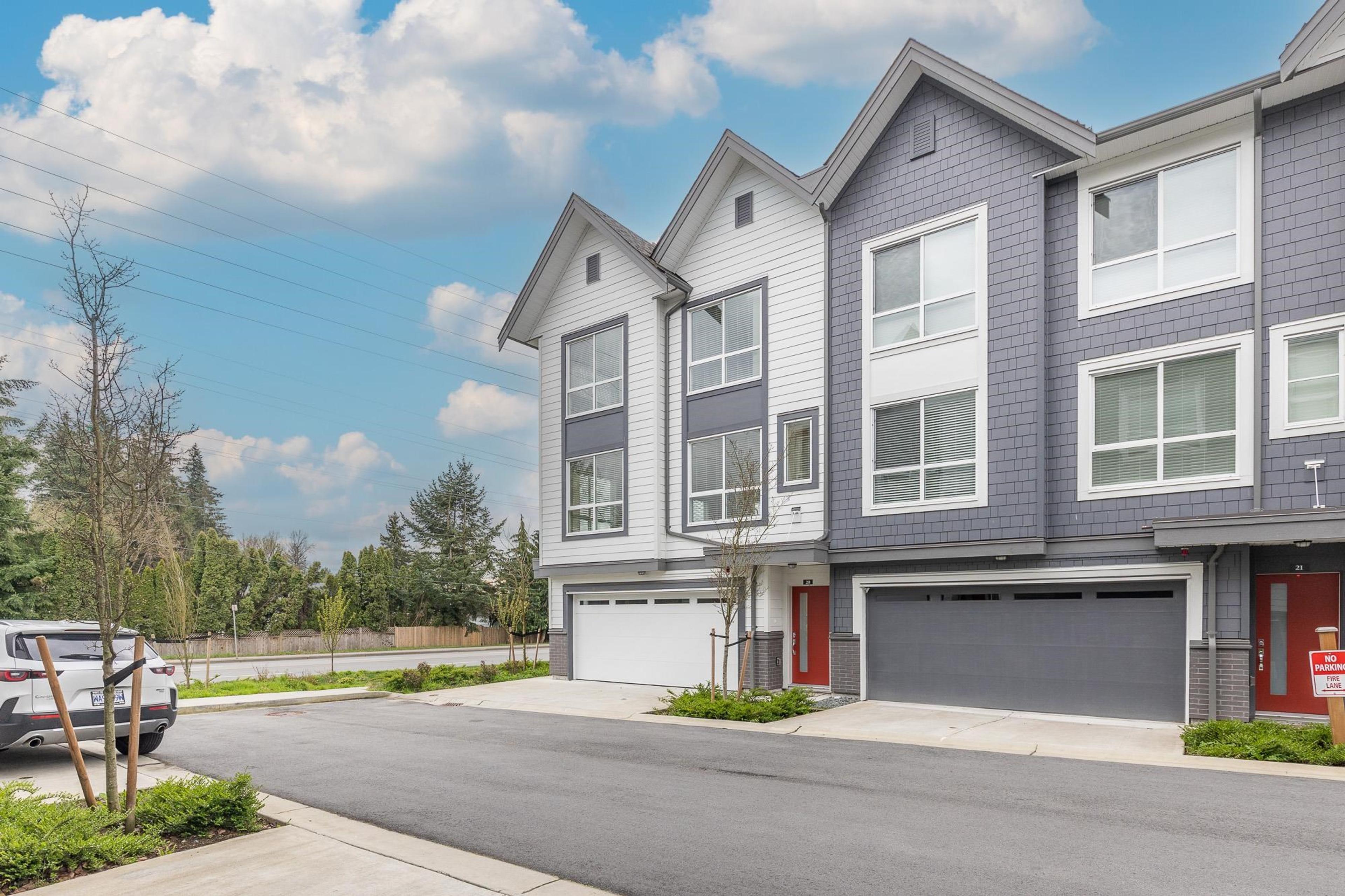 23785 Dewdney Trunk Road, Maple Ridge - Exteriors - Full Complex View - Photo 2