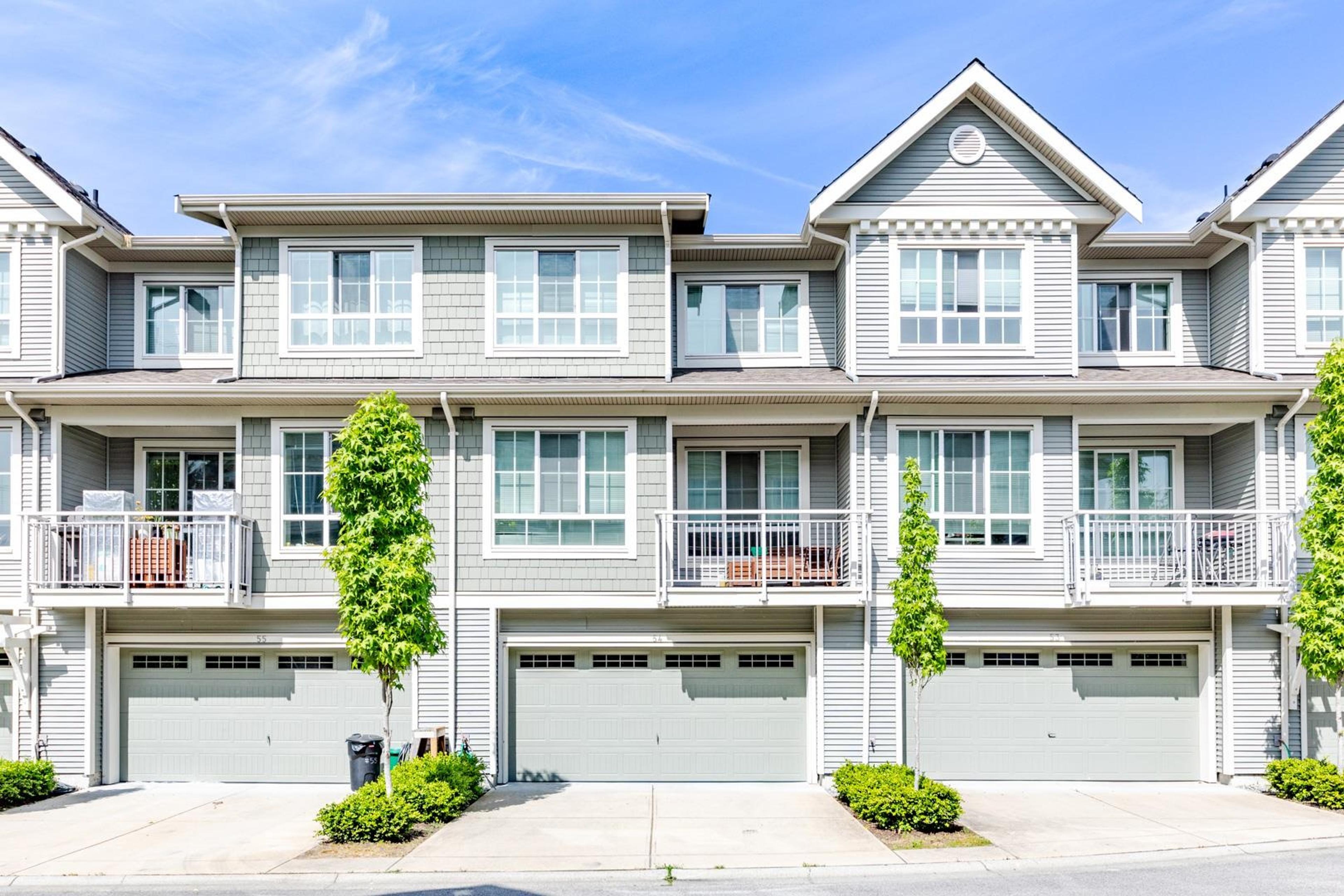 5510 Admiral Way, Ladner - Exteriors - Full Complex View - Photo 4