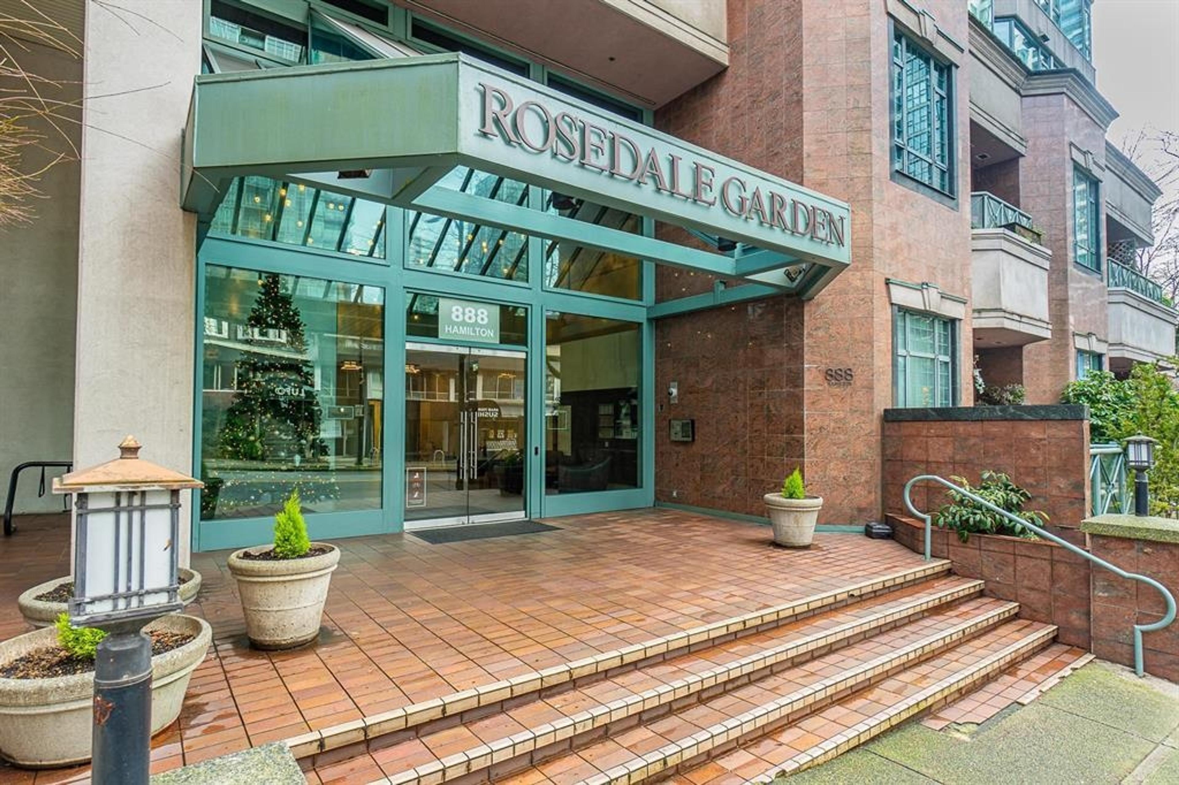 888 Hamilton Street, Vancouver - Exteriors - Photo 1