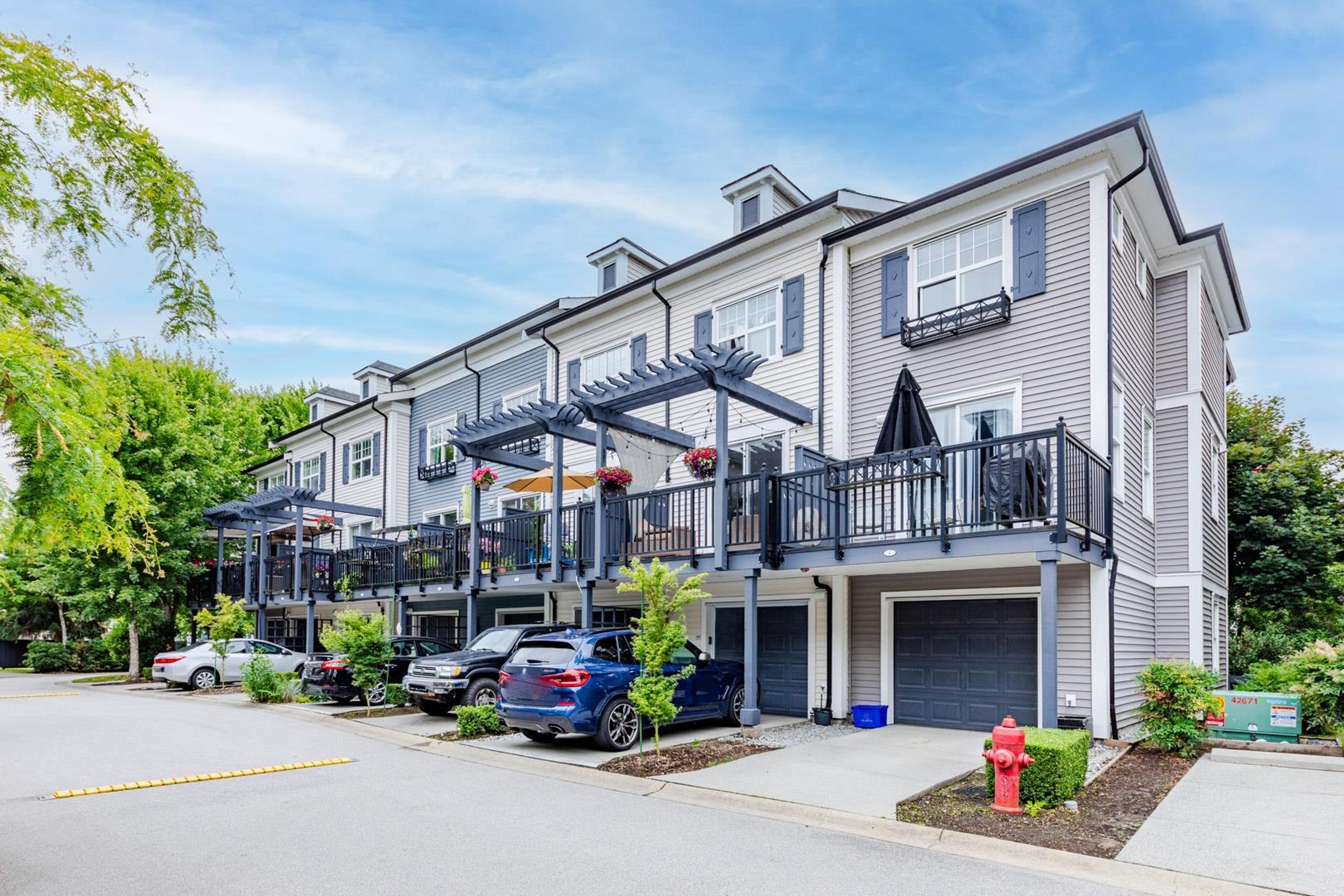 19538 Bishops Reach, Pitt Meadows - Exteriors - Full Complex View - Photo 1