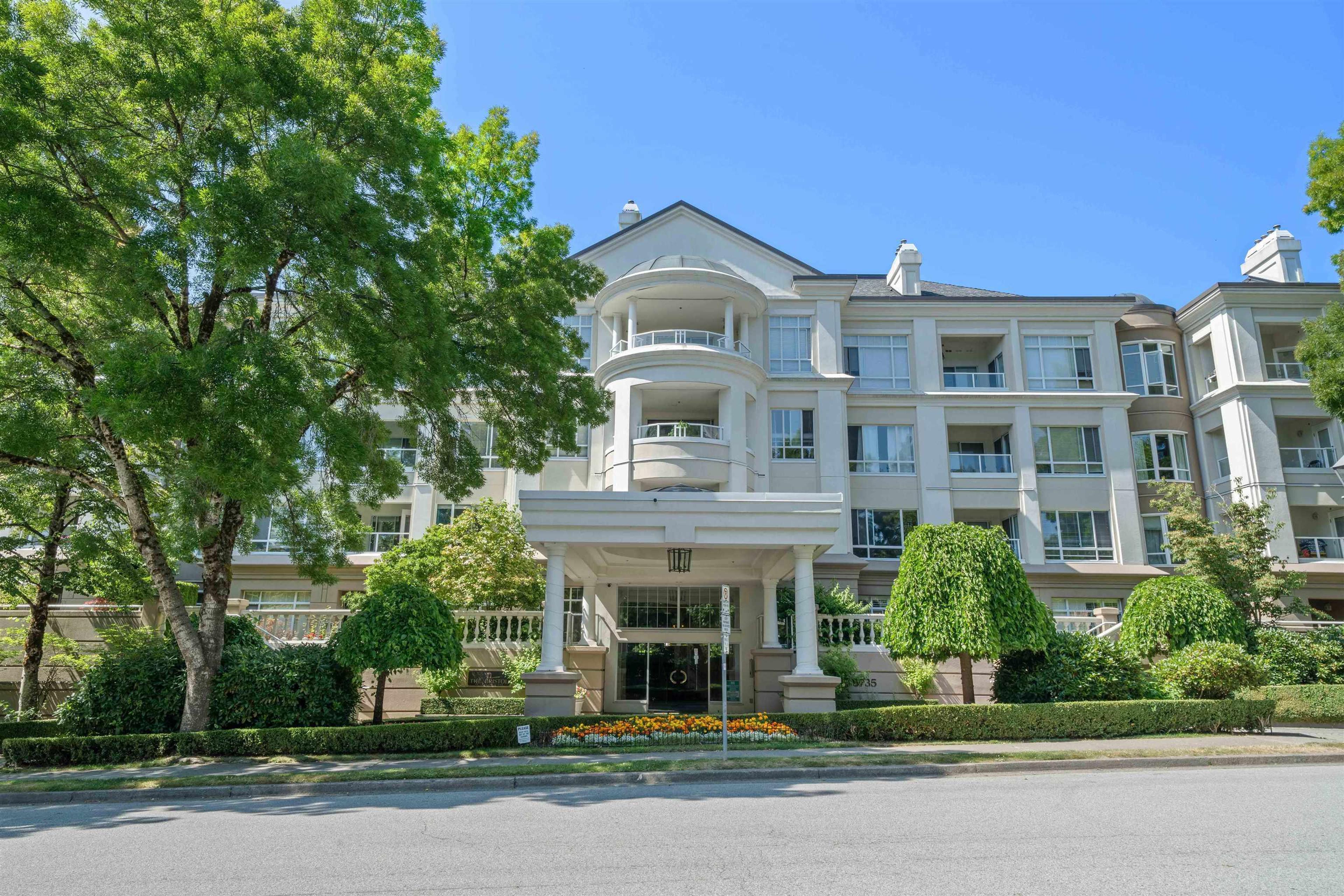 5735 Hampton Place, Vancouver - Exteriors - Photo 1