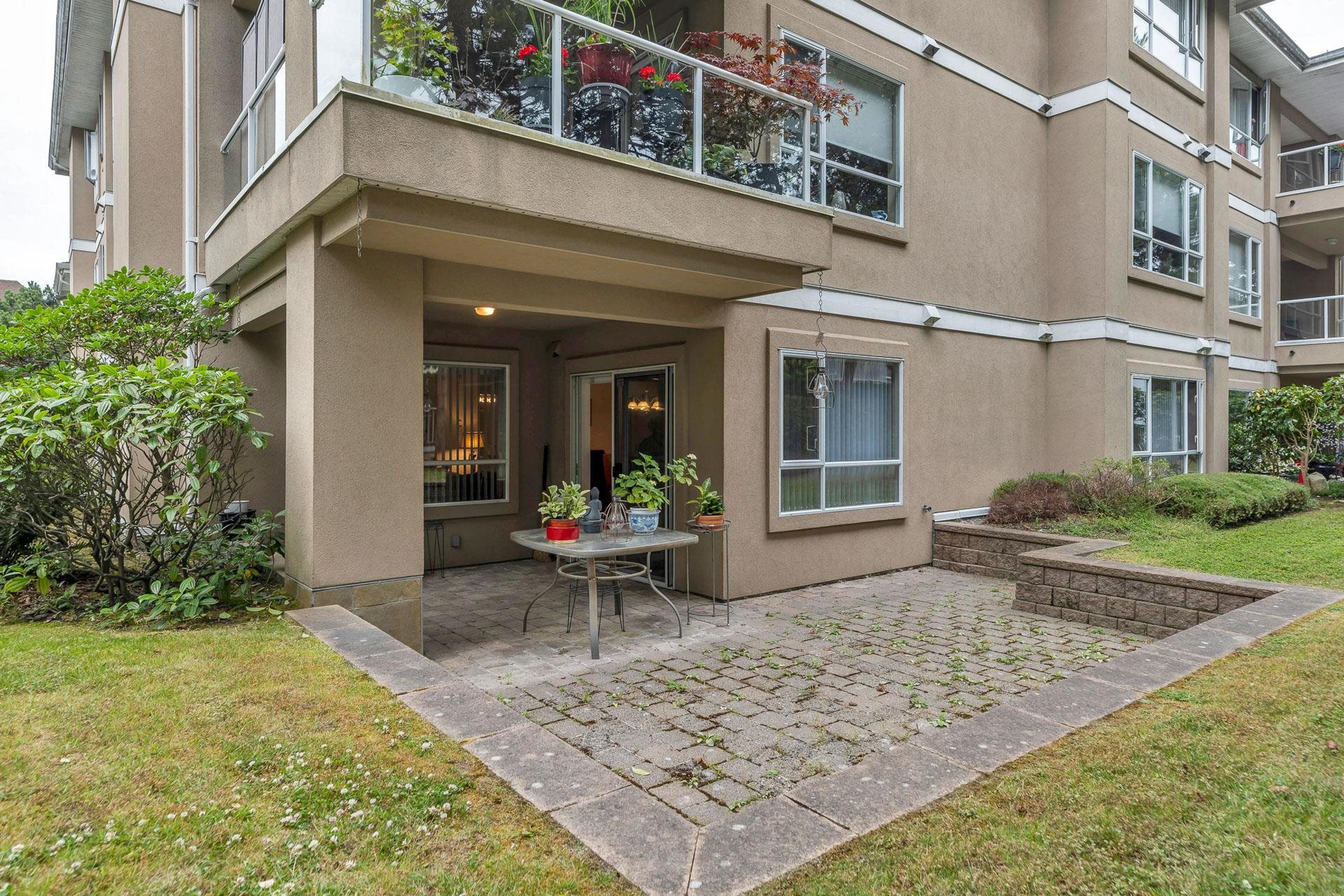 1131 55 Street, Delta - Exteriors - Photo 4