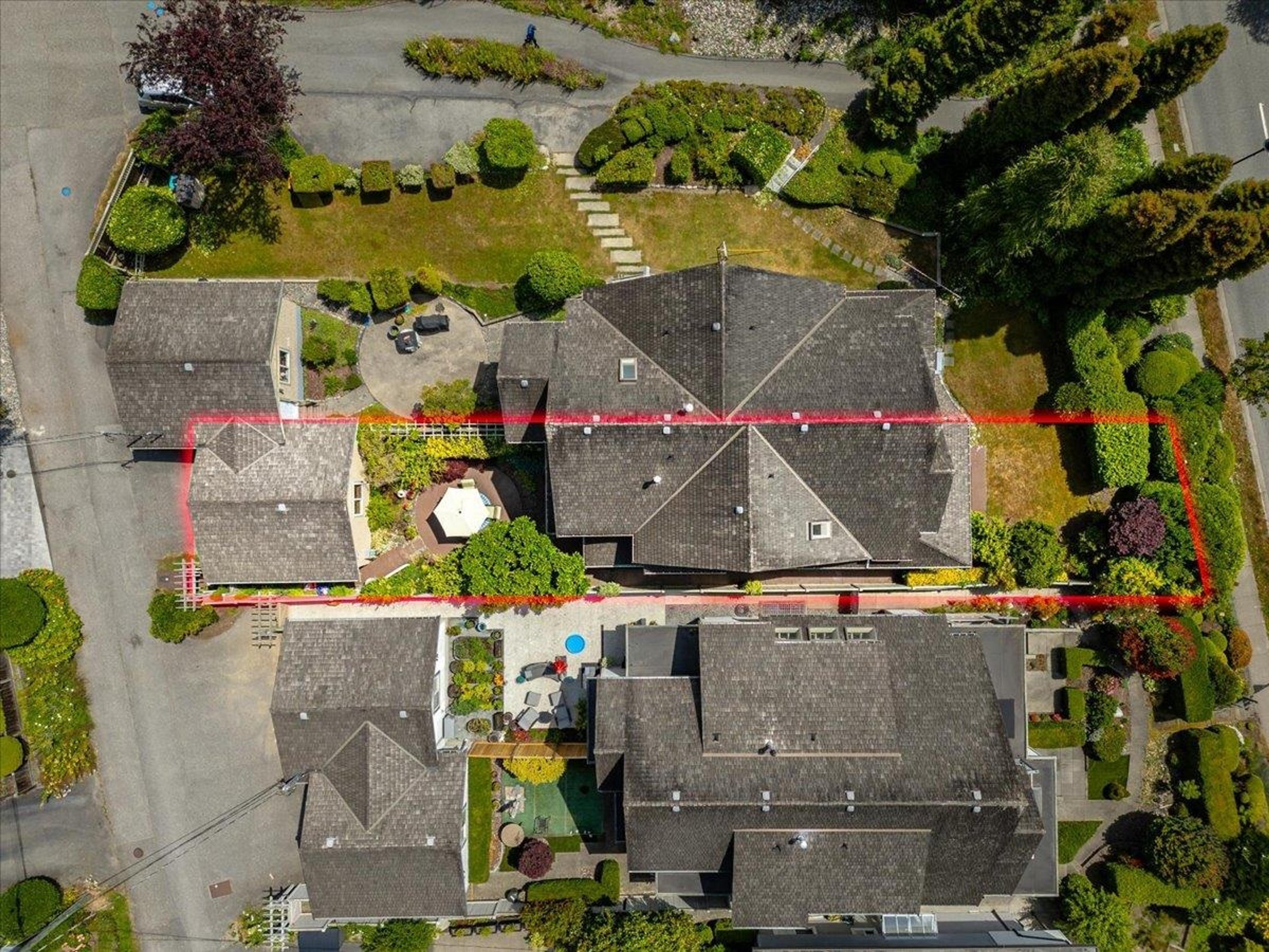 1207 Marine Drive, West Vancouver - Exteriors - Drone/Aerial View, Marked/Pin - Photo 4