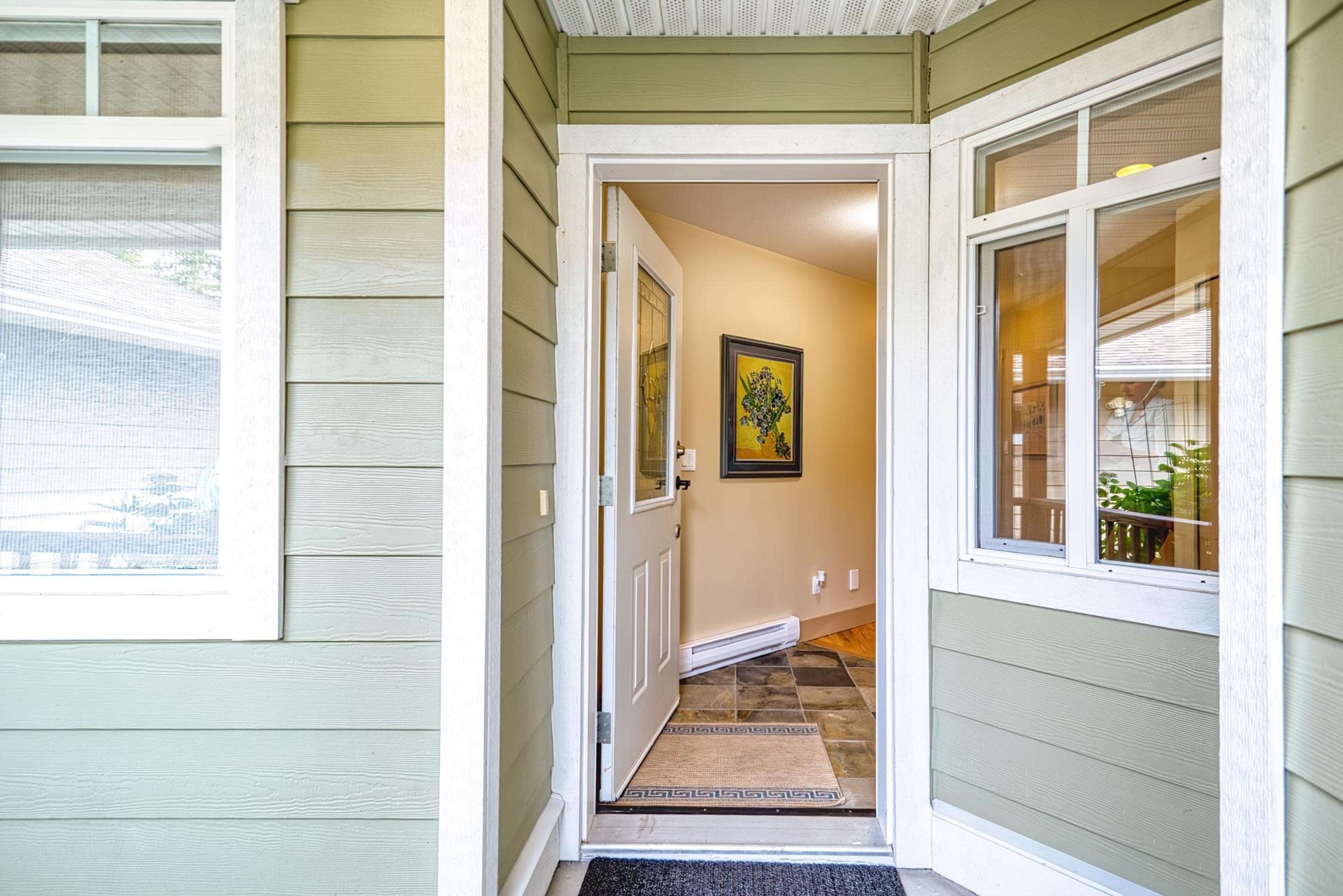 12710 Lagoon Road, Madeira Park - Exteriors - Photo 4