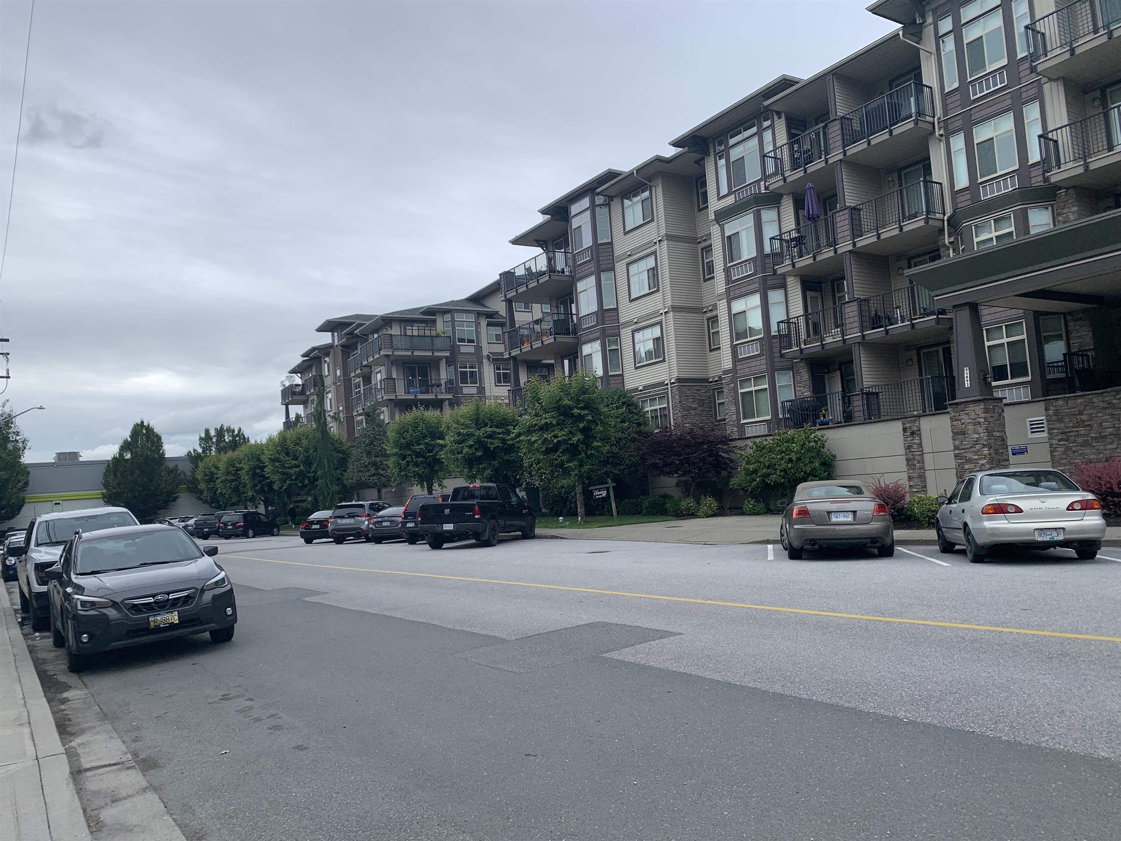 45893 Chesterfield Avenue, Chilliwack - Exteriors - Full Complex View - Photo 1