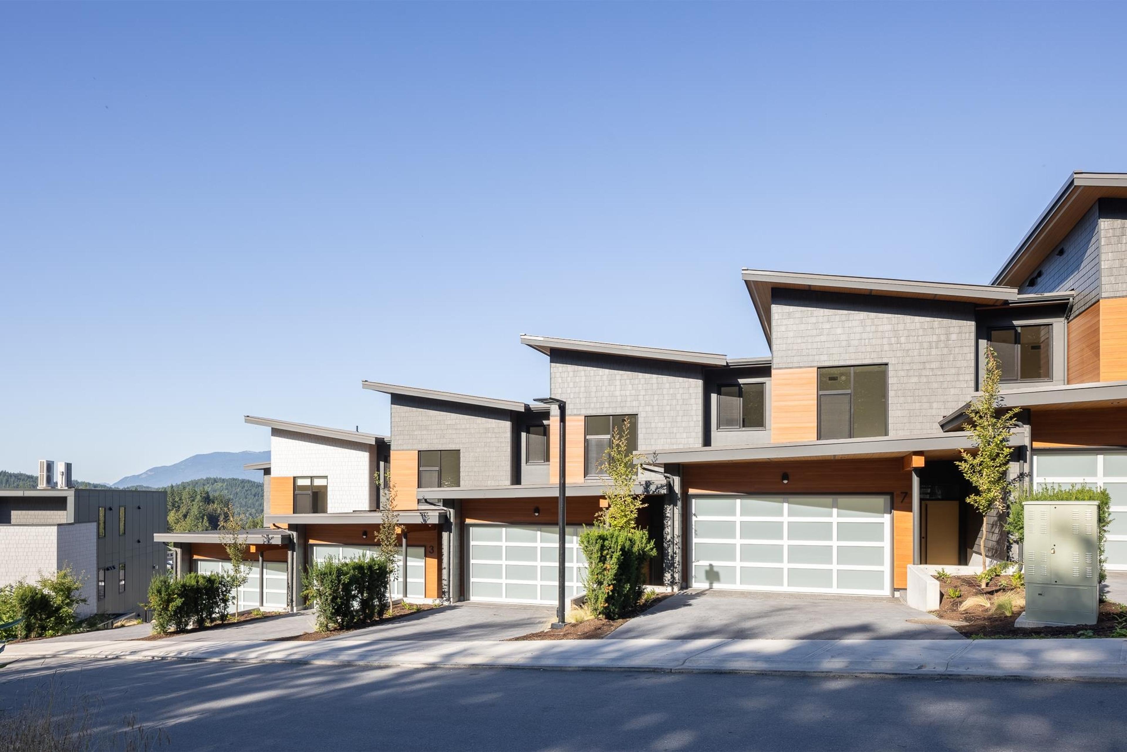 3407 Mamquam Road, Squamish - Exteriors - Full Complex View - Photo 6