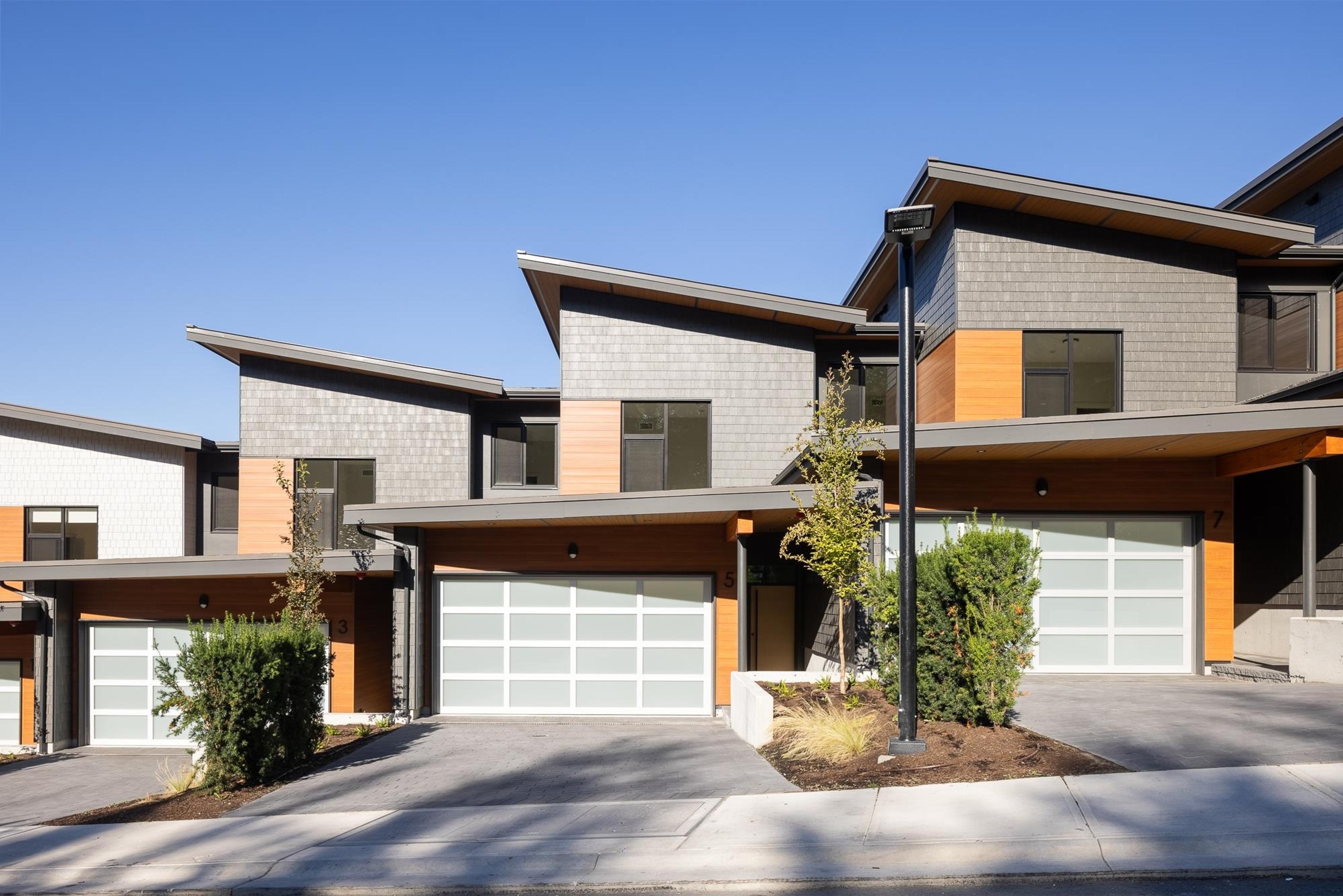 3407 Mamquam Road, Squamish - Exteriors - Full Complex View - Photo 8