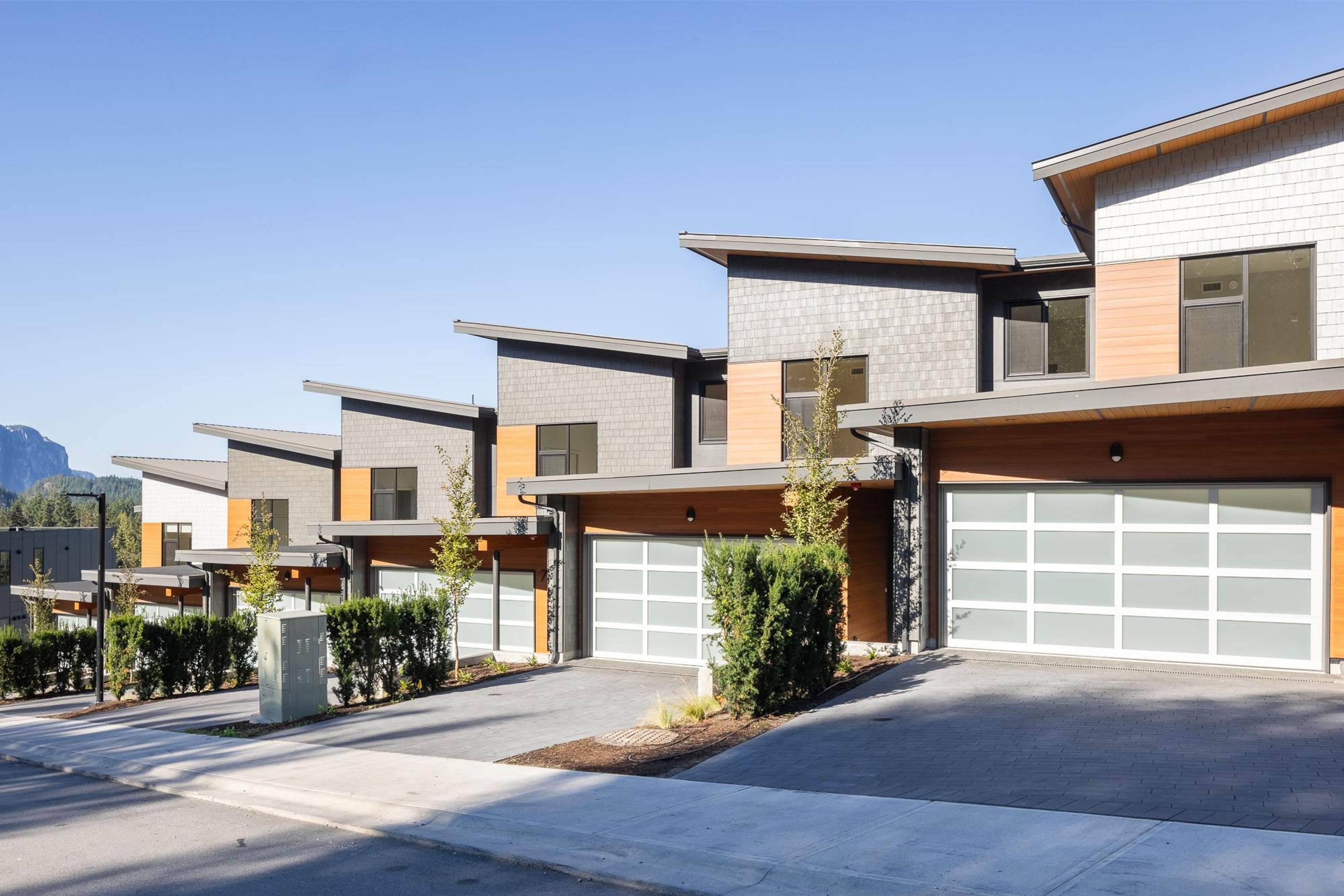 3407 Mamquam Road, Squamish - Exteriors - Full Complex View - Photo 11