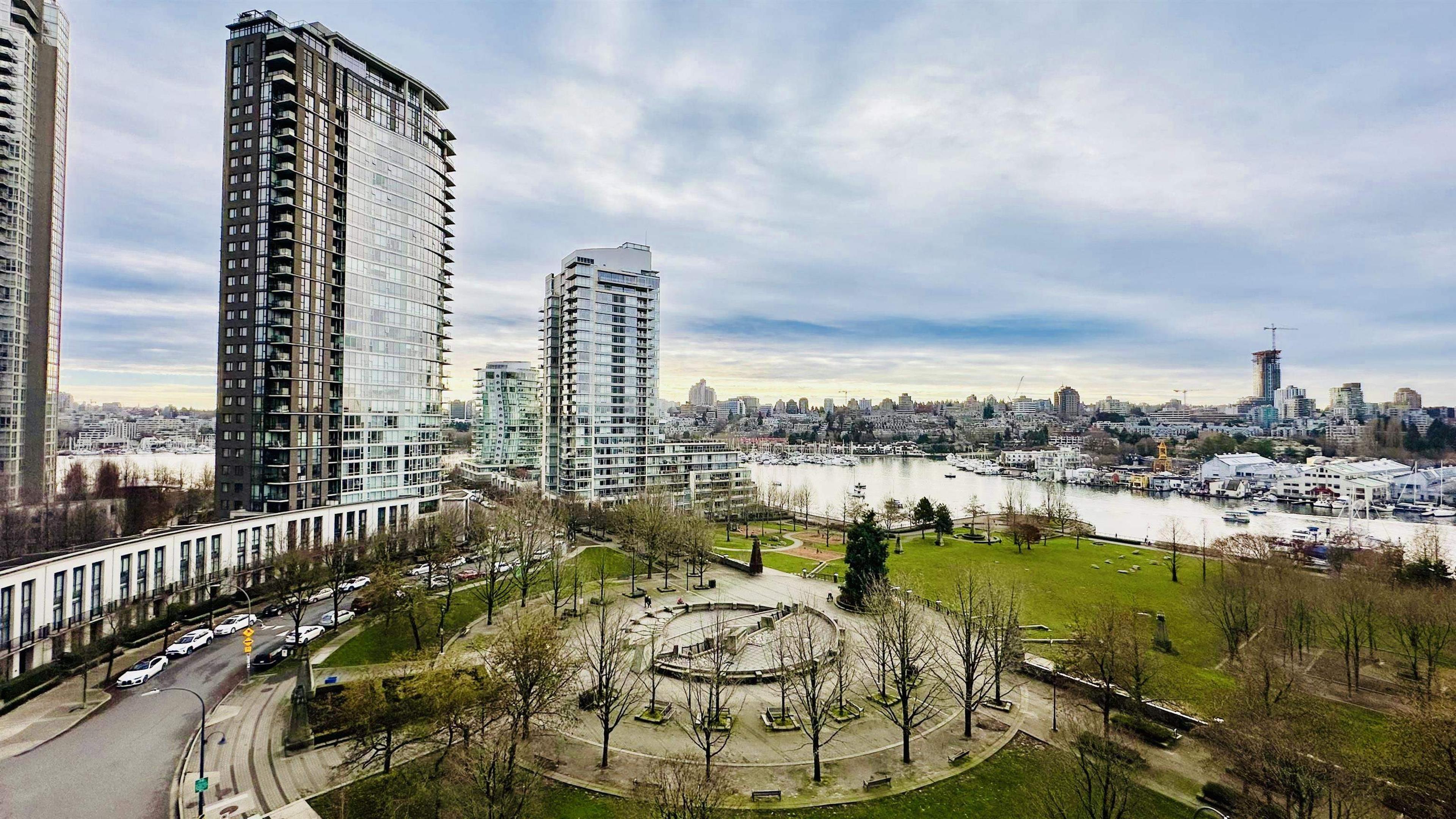 #607 583 BEACH CRESCENT - Image 5