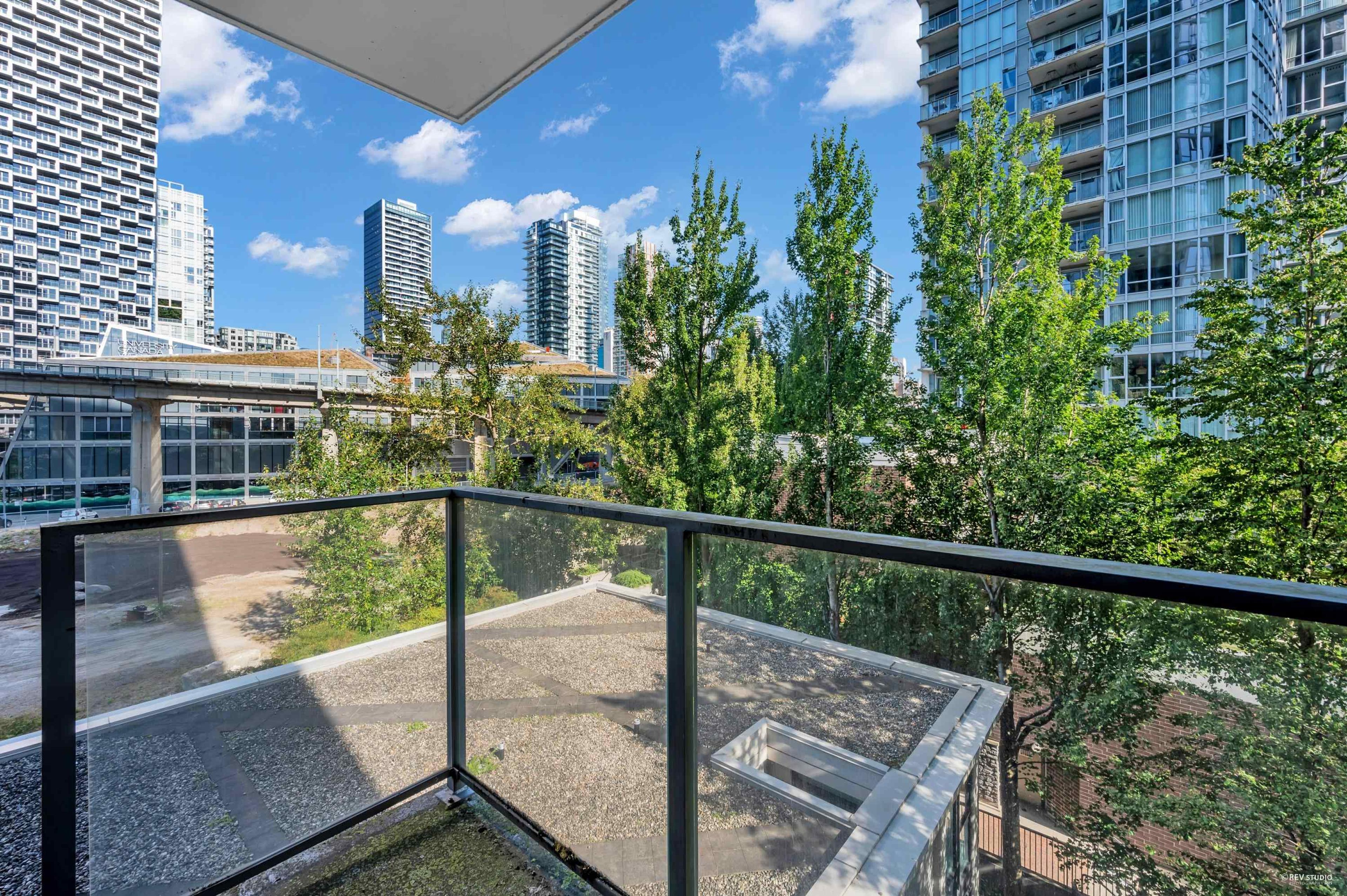 #607 583 BEACH CRESCENT - Image 20