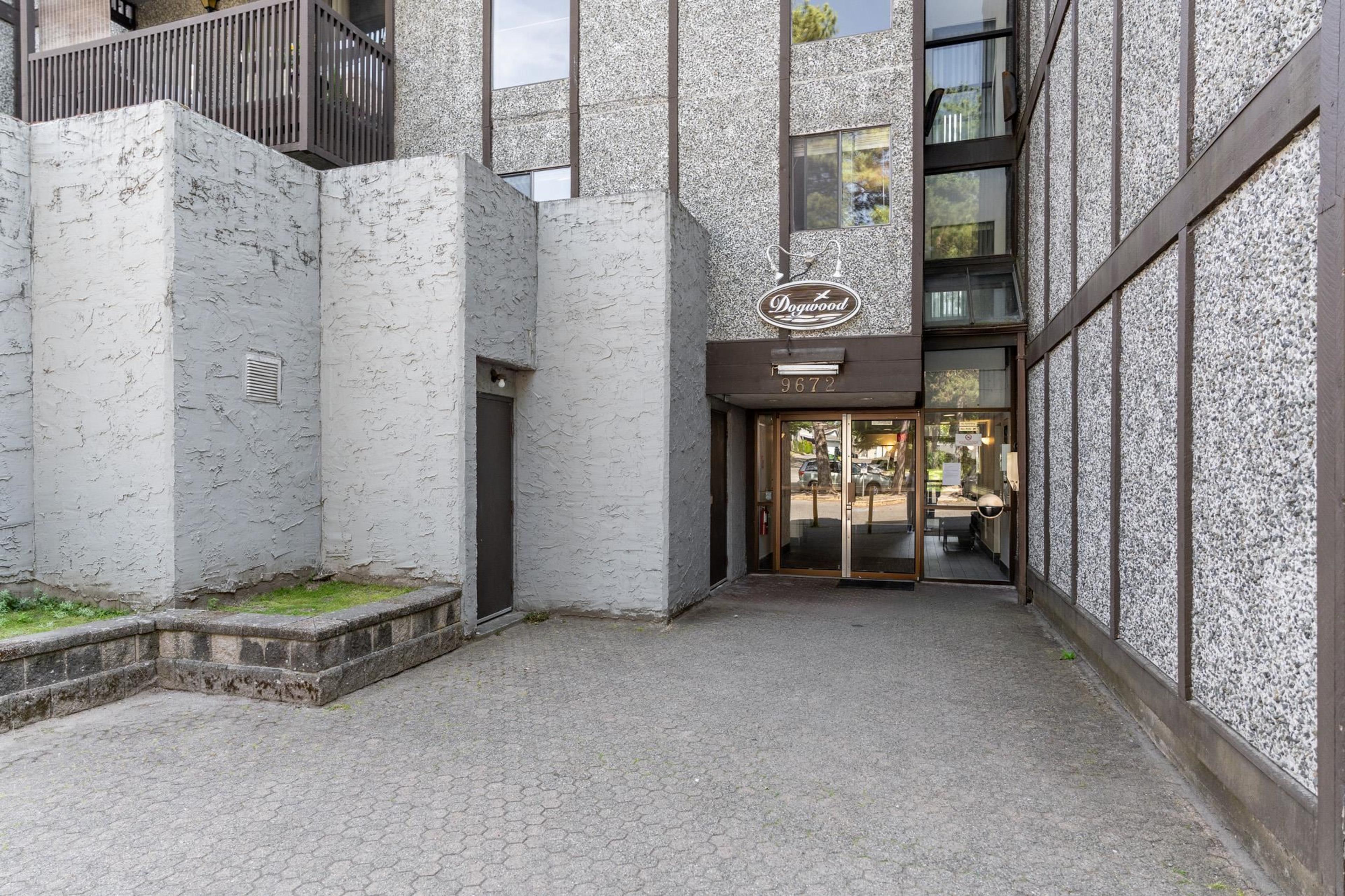 9672 134 Street, Surrey - Exteriors - Photo 4