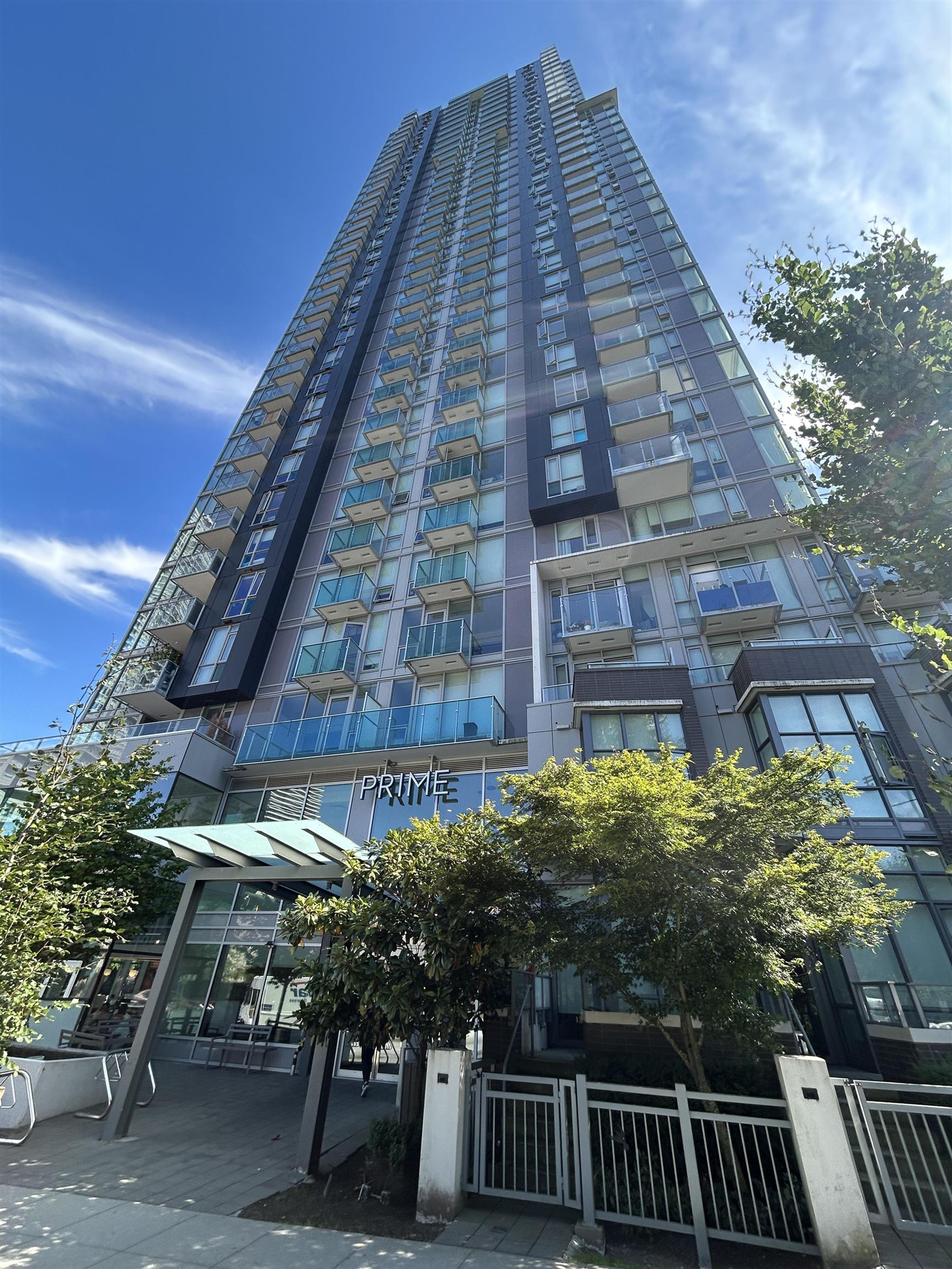 13438 Central Avenue, Surrey - Exteriors - Photo 6