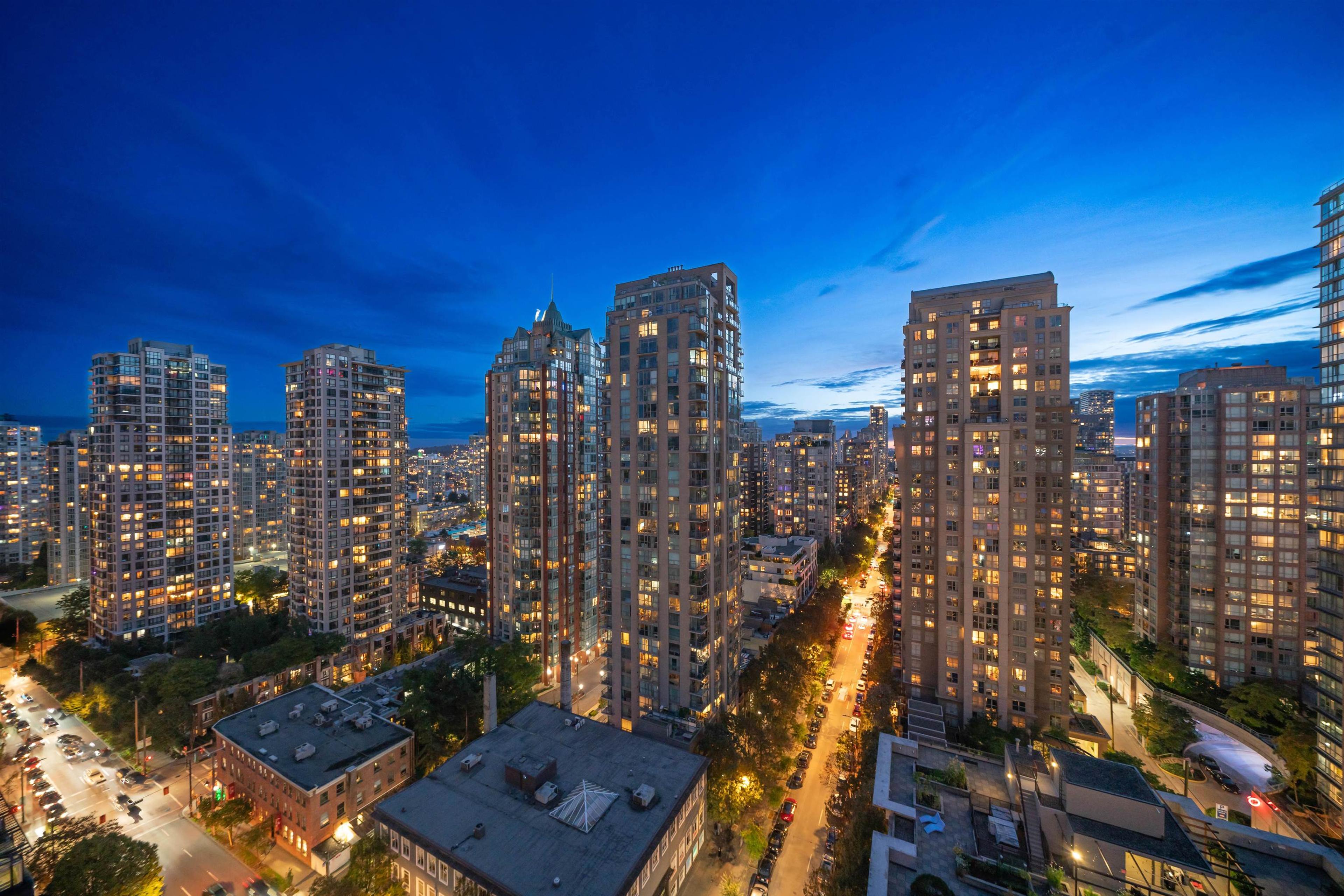 535 Smithe Street, Vancouver - Exteriors - Full Complex View, Drone/Aerial View - Photo 1