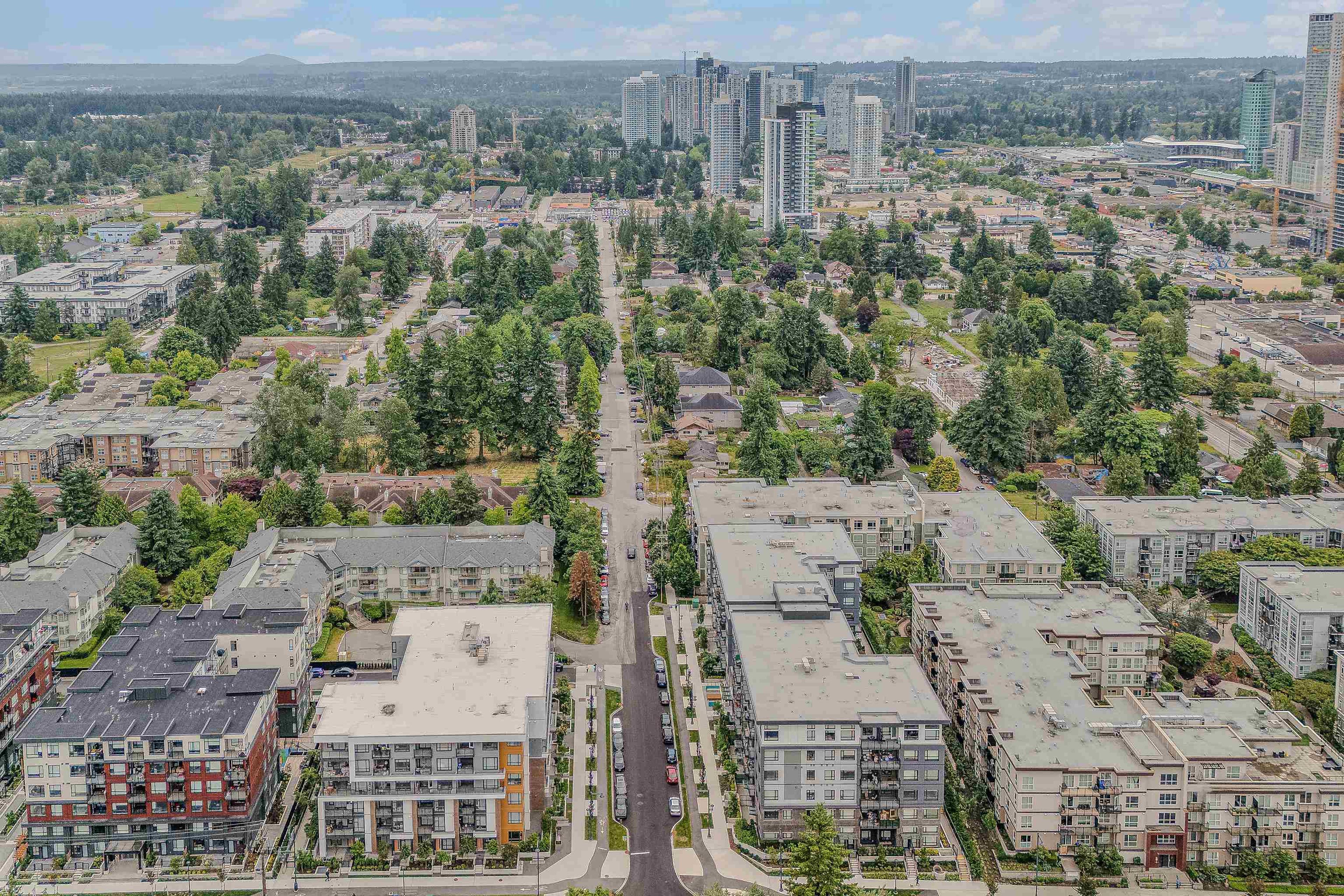 10777 138 Street, Surrey - Exteriors - Full Complex View, Drone/Aerial View - Photo 4