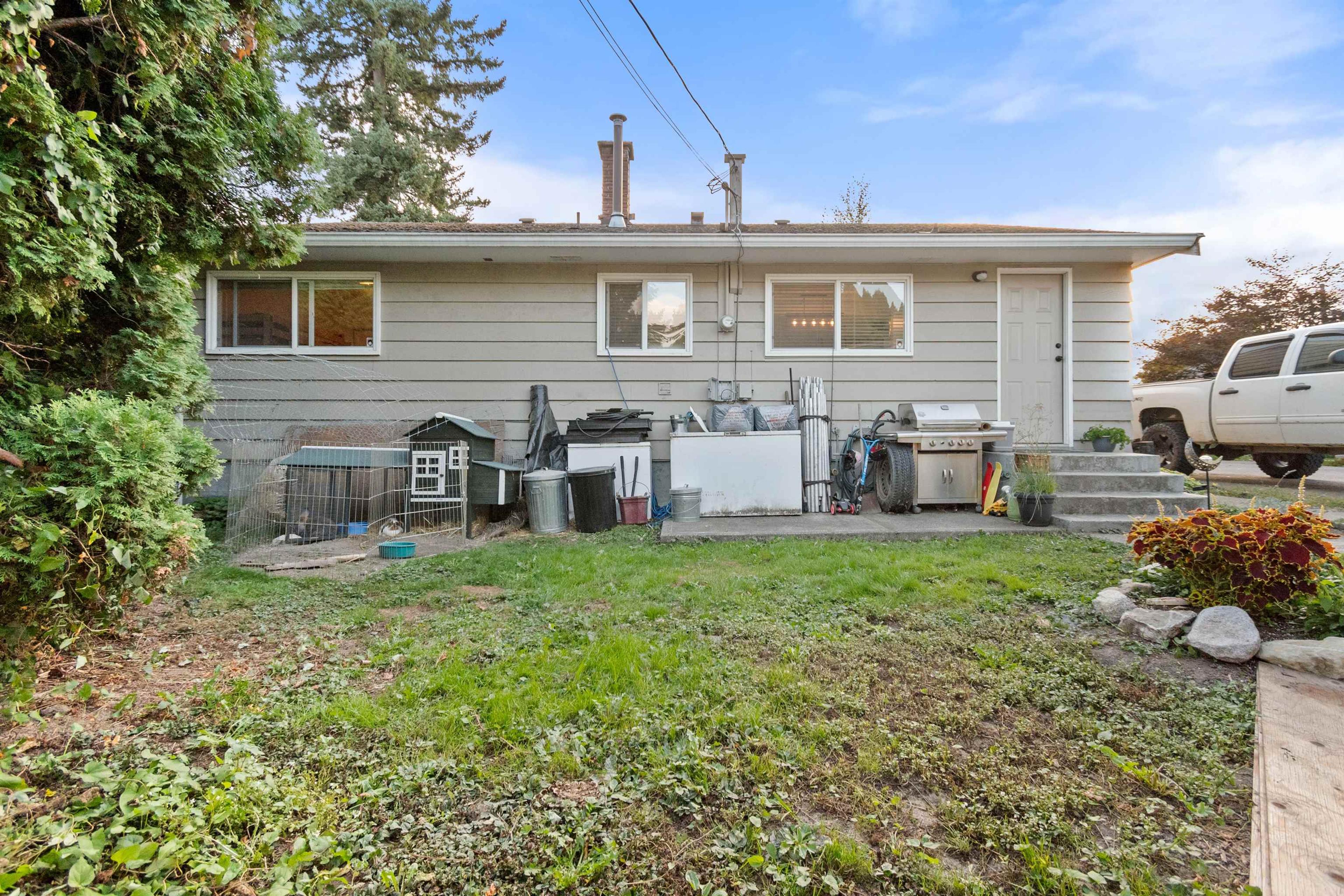 46151 Brooks Avenue, Chilliwack - Exteriors - Photo 1