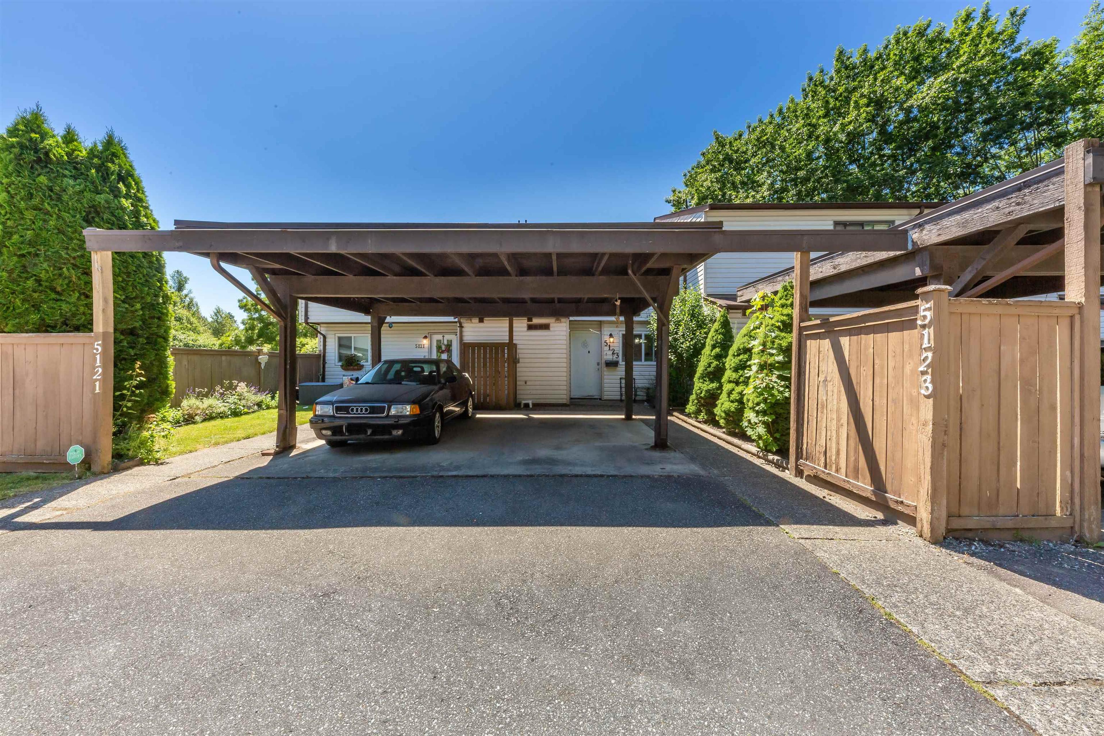 5191 203 Street, Langley - Exteriors - Photo 4