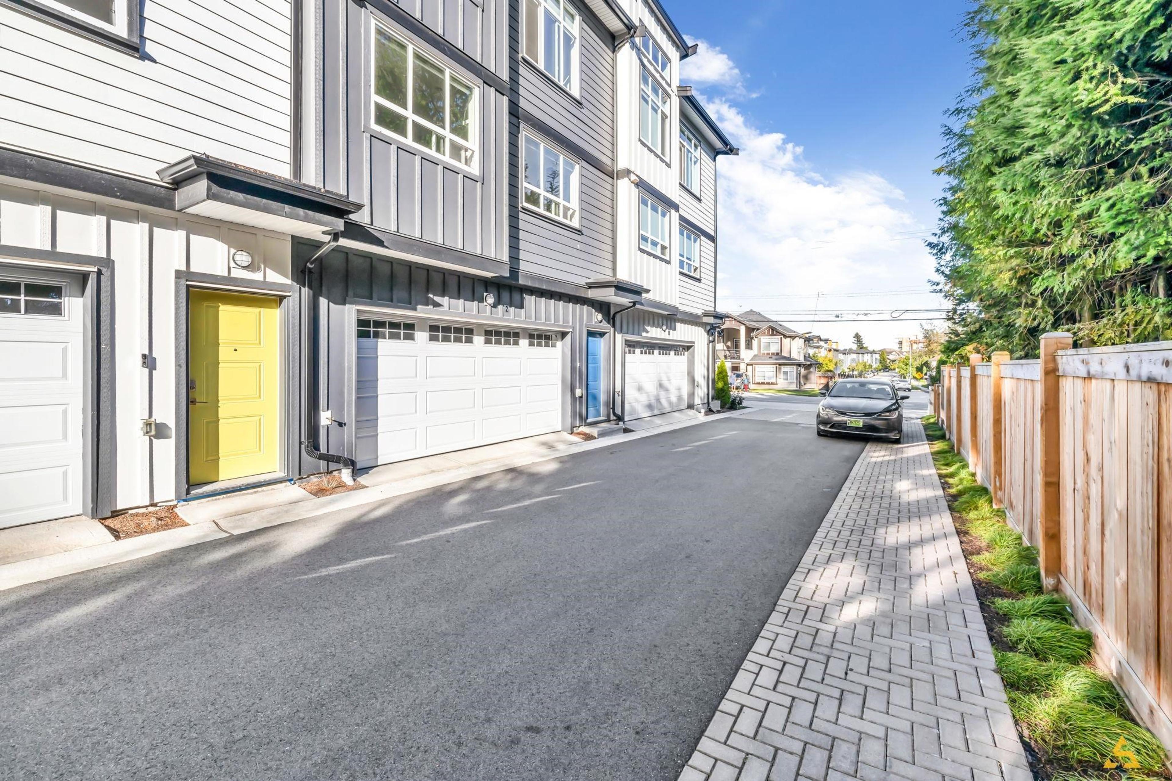 8137 164 Street, Surrey - Exteriors - Full Complex View - Photo 3