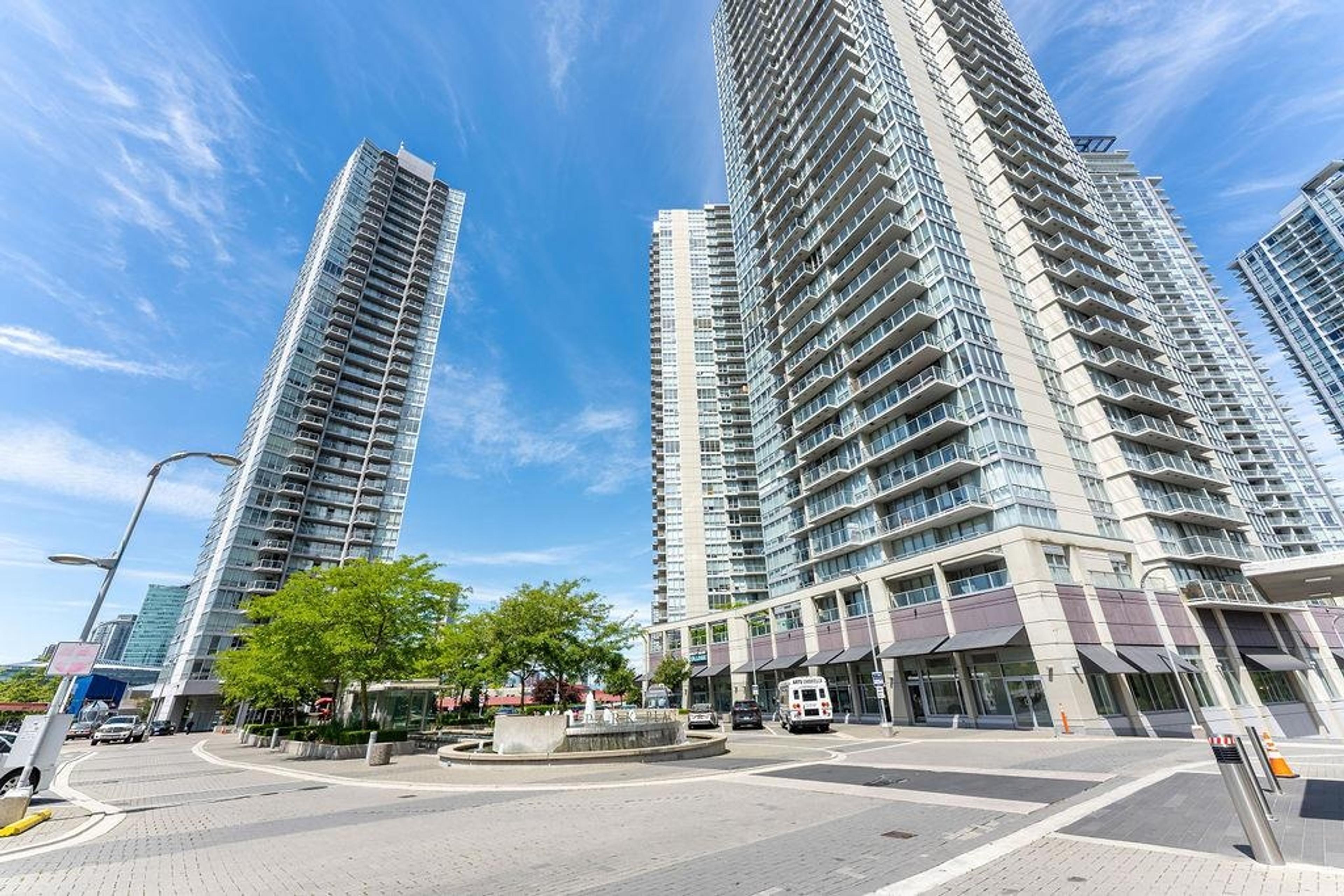 9981 Whalley Boulevard, Surrey - Exteriors - Full Complex View - Photo 2