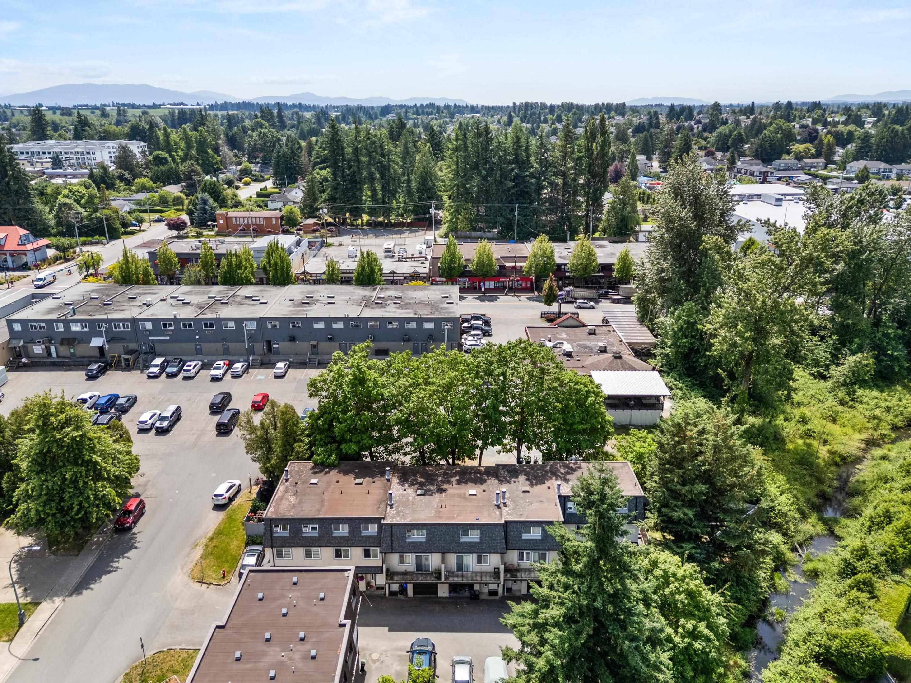 27125 31a Avenue, Langley - Exteriors - Full Complex View, Drone/Aerial View - Photo 3