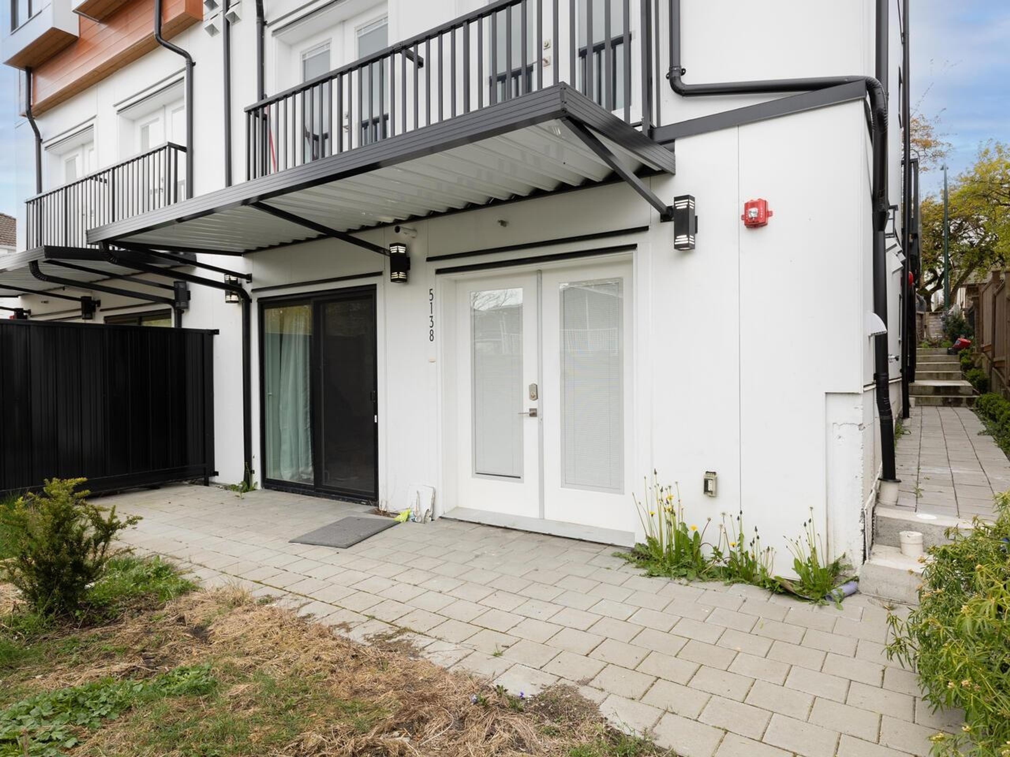 5140 Slocan Street, Vancouver - Exteriors - Photo 4