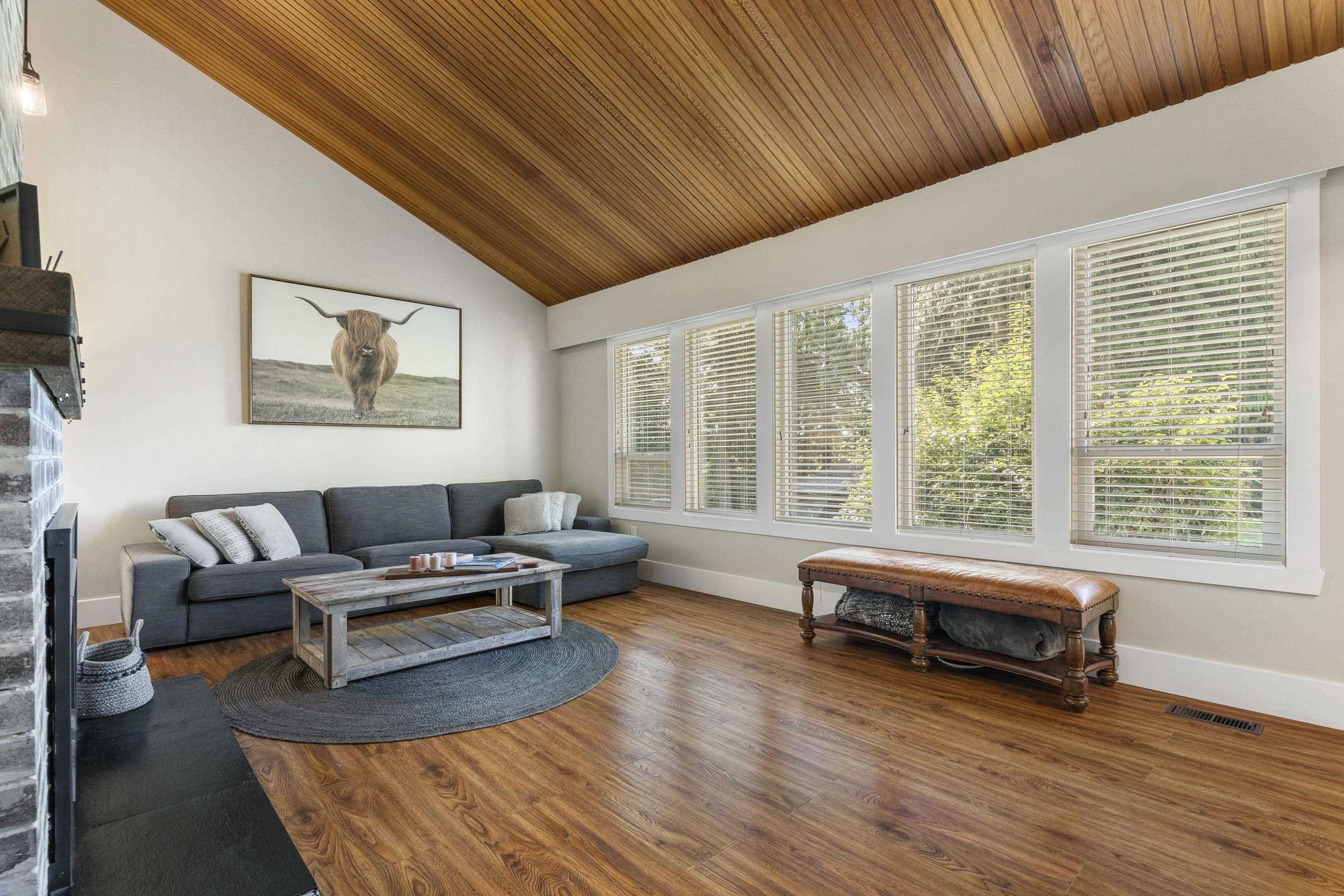 10879 284 STREET - Image 20