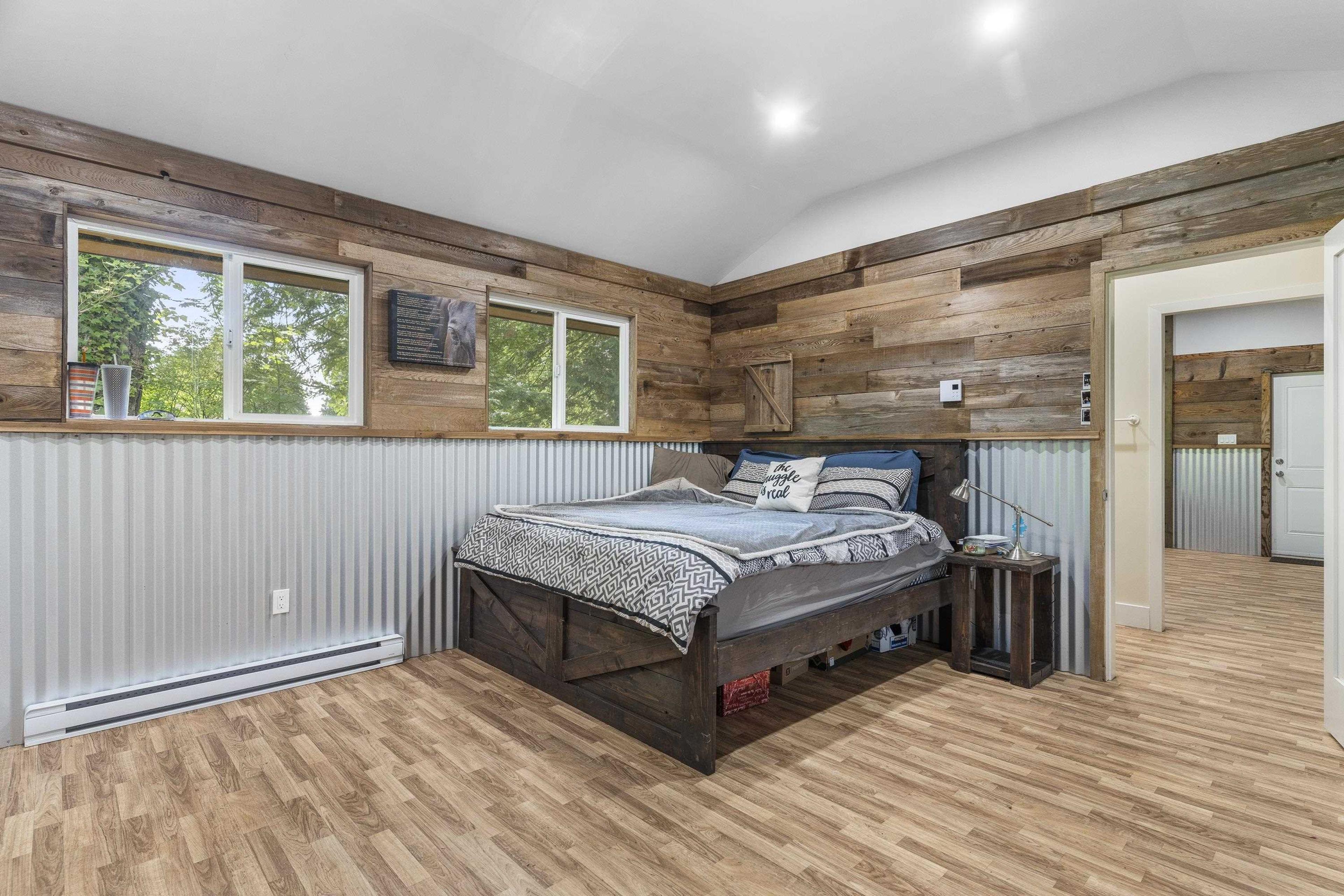 10879 284 STREET - Image 29