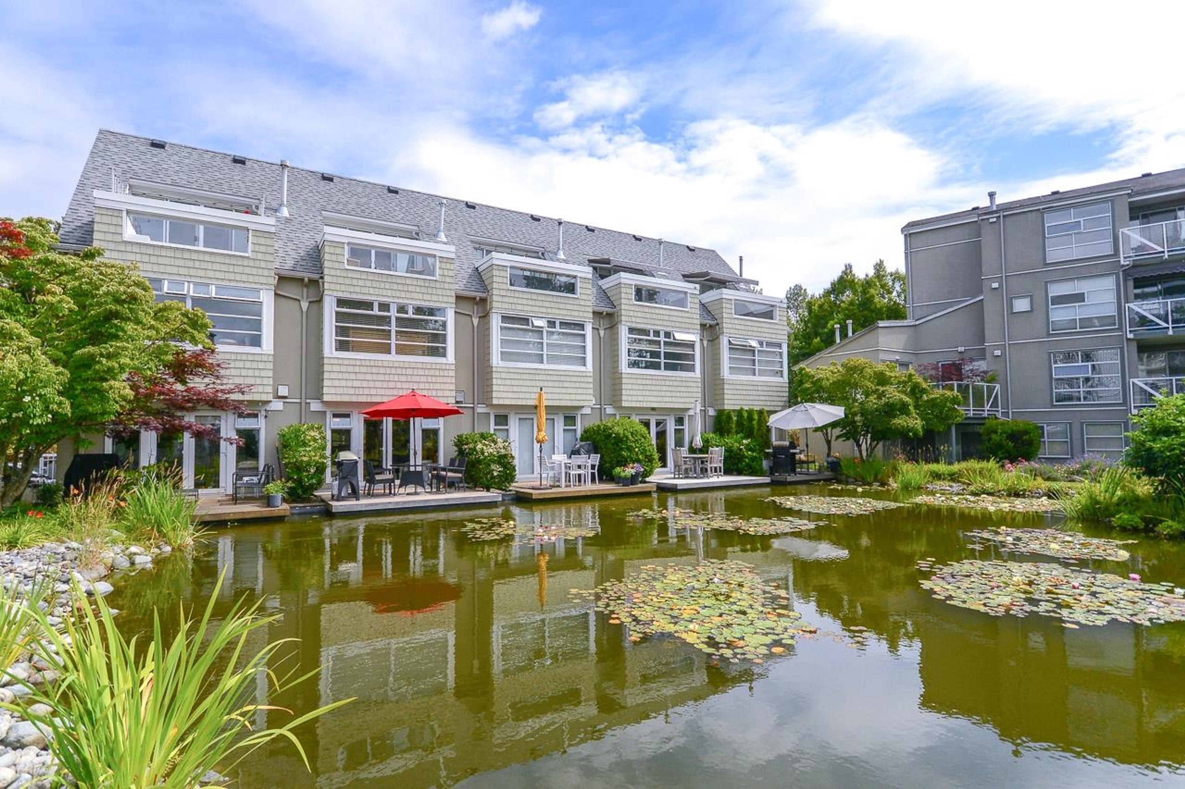 2020 E Kent Avenue South, Vancouver - Exteriors - Photo 1