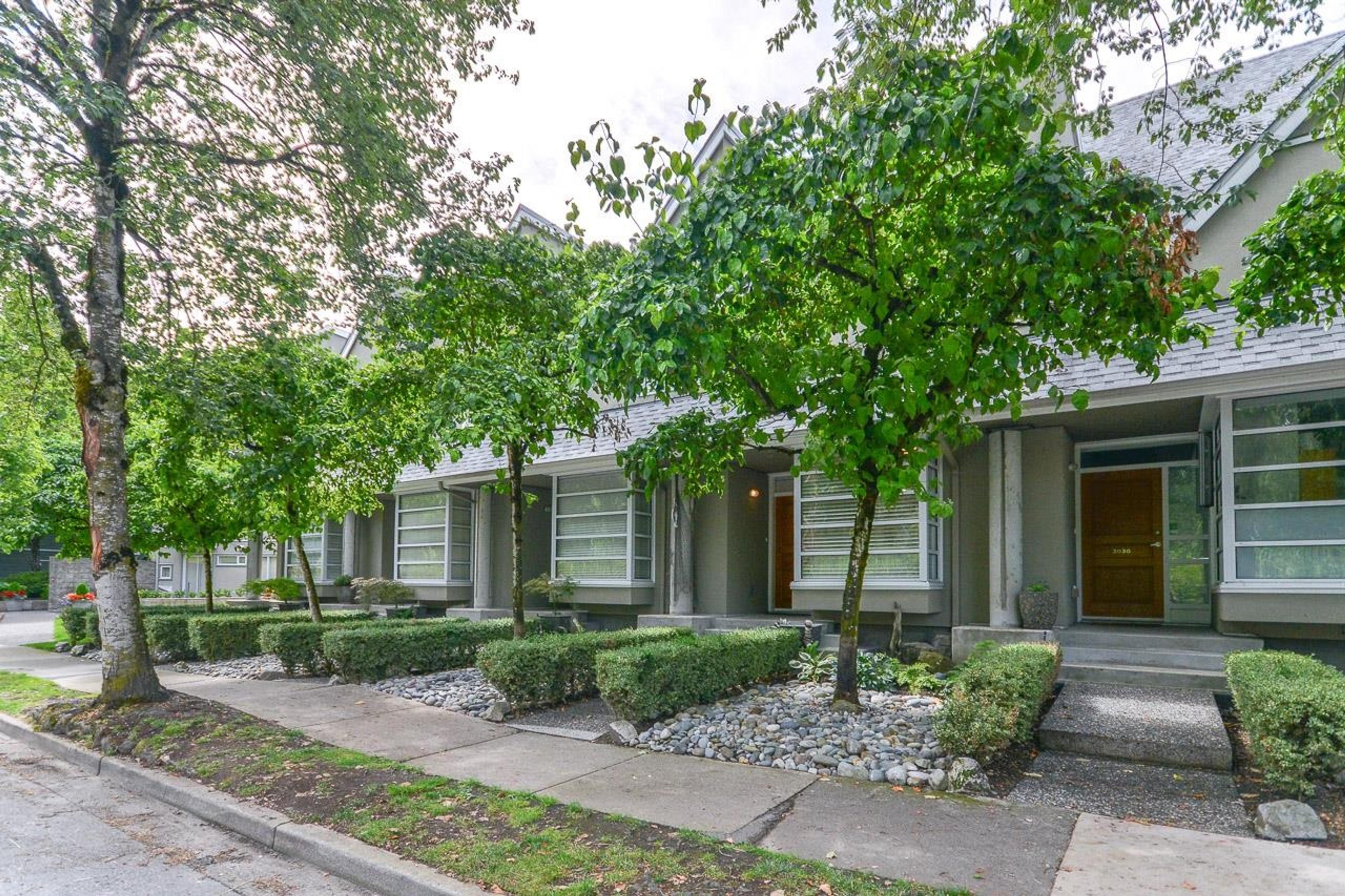 2020 E Kent Avenue South, Vancouver - Exteriors - Photo 4