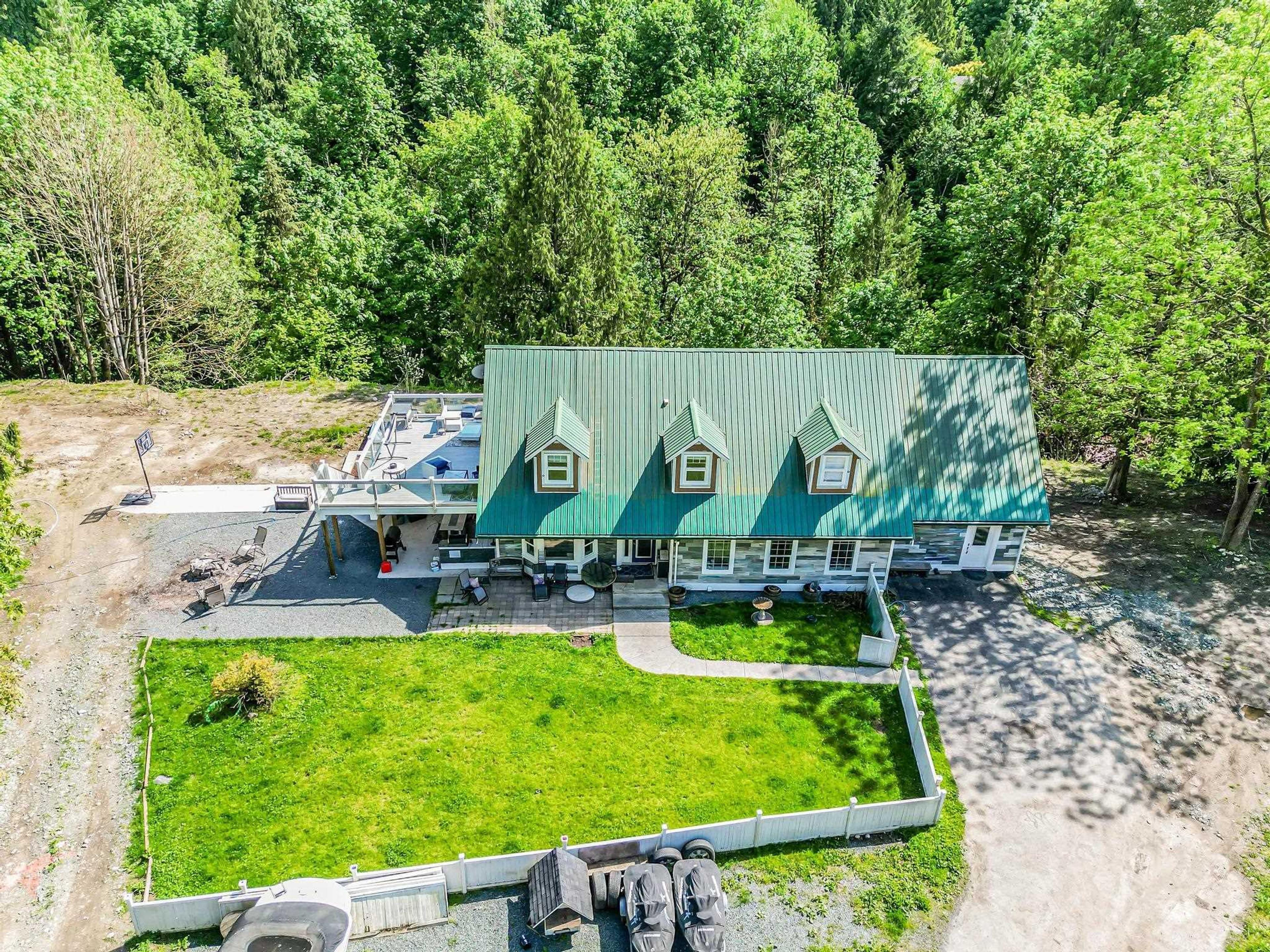 29750 Sangara Avenue, Abbotsford - Exteriors - Photo 2