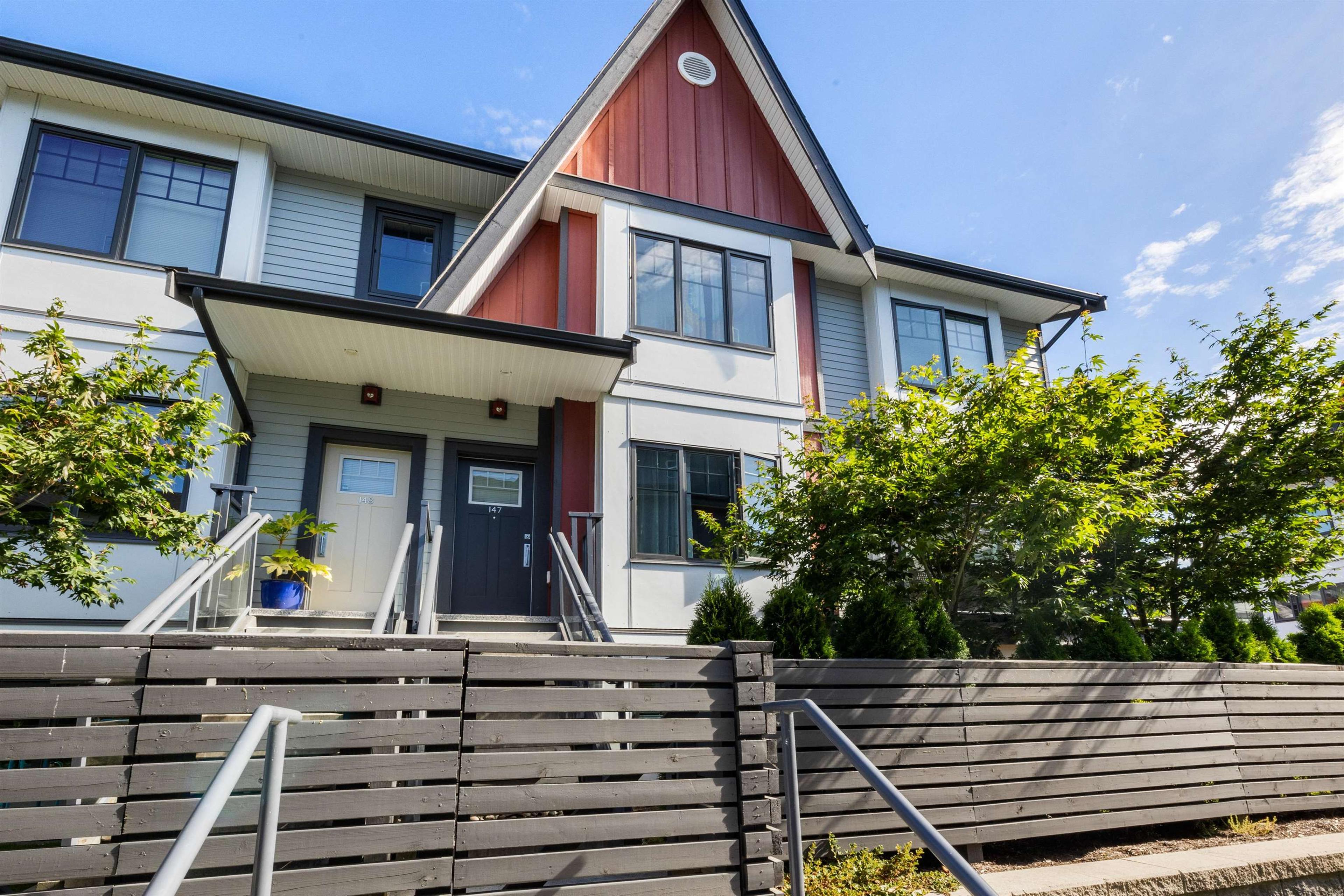 19451 Sutton Avenue, Pitt Meadows - Exteriors - Full Complex View - Photo 5