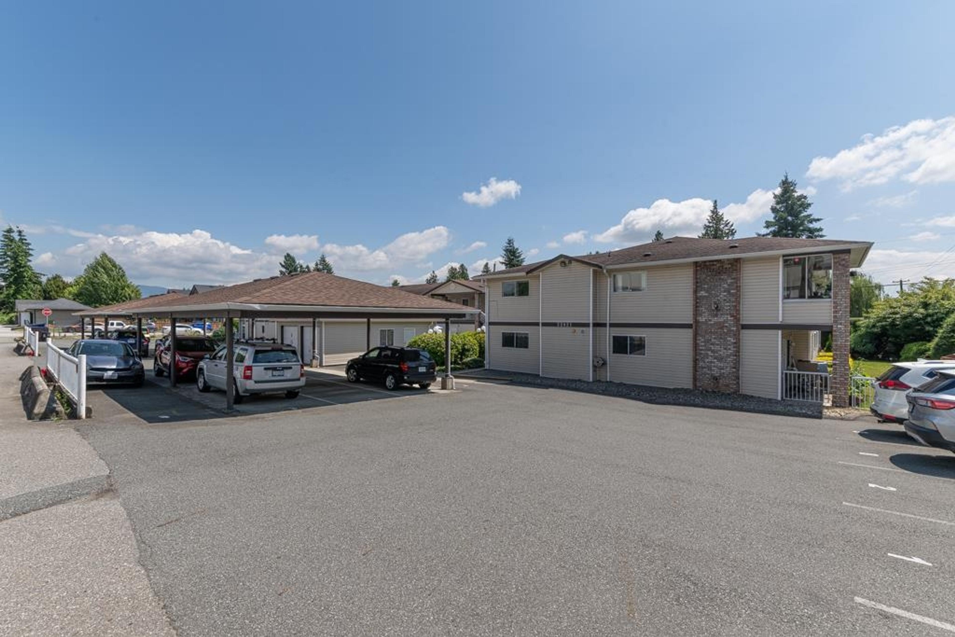 32821 6th Avenue, Mission - Exteriors - Full Complex View - Photo 2