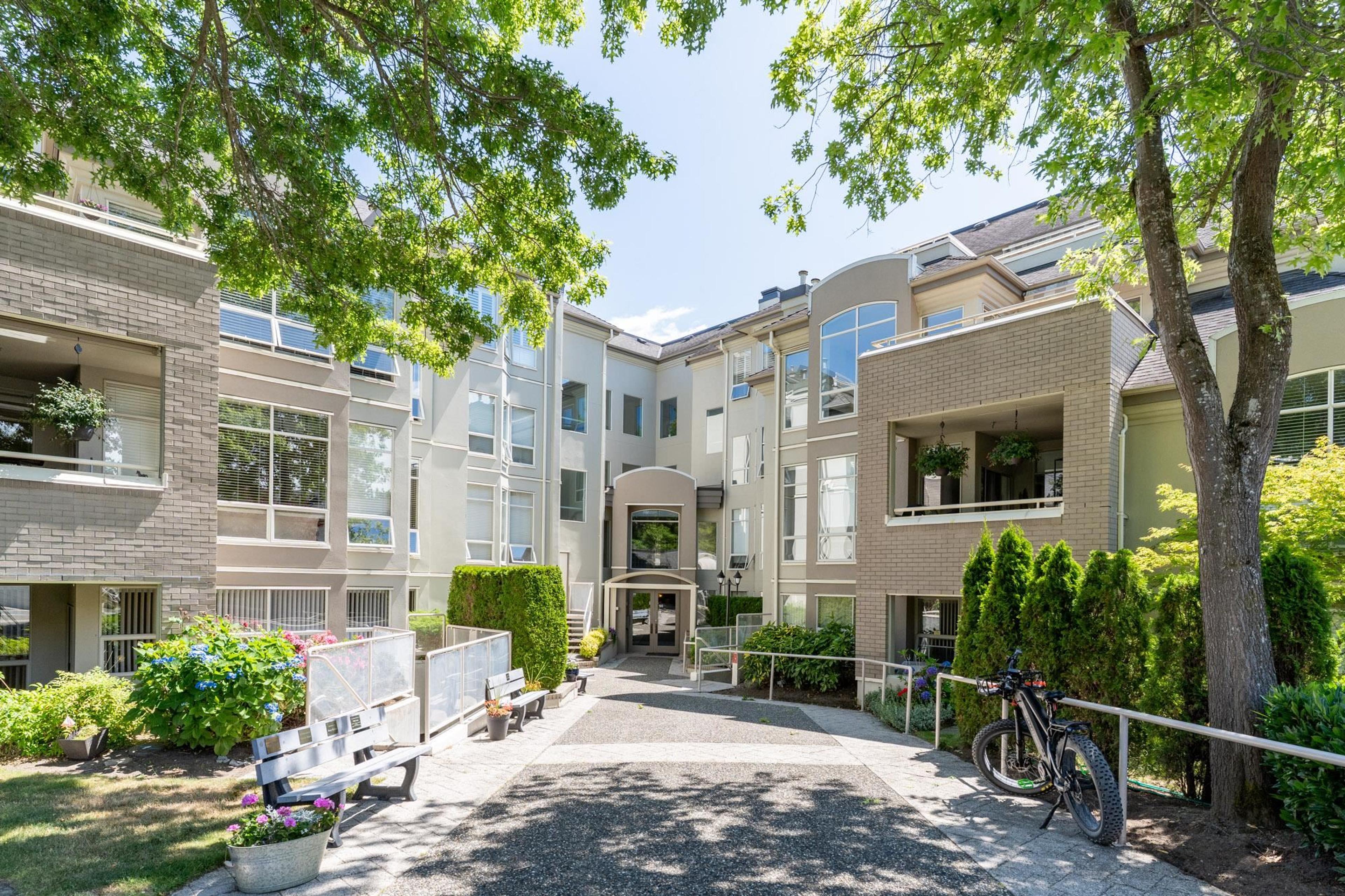 1100 56 Street, Delta - Exteriors - Full Complex View - Photo 4