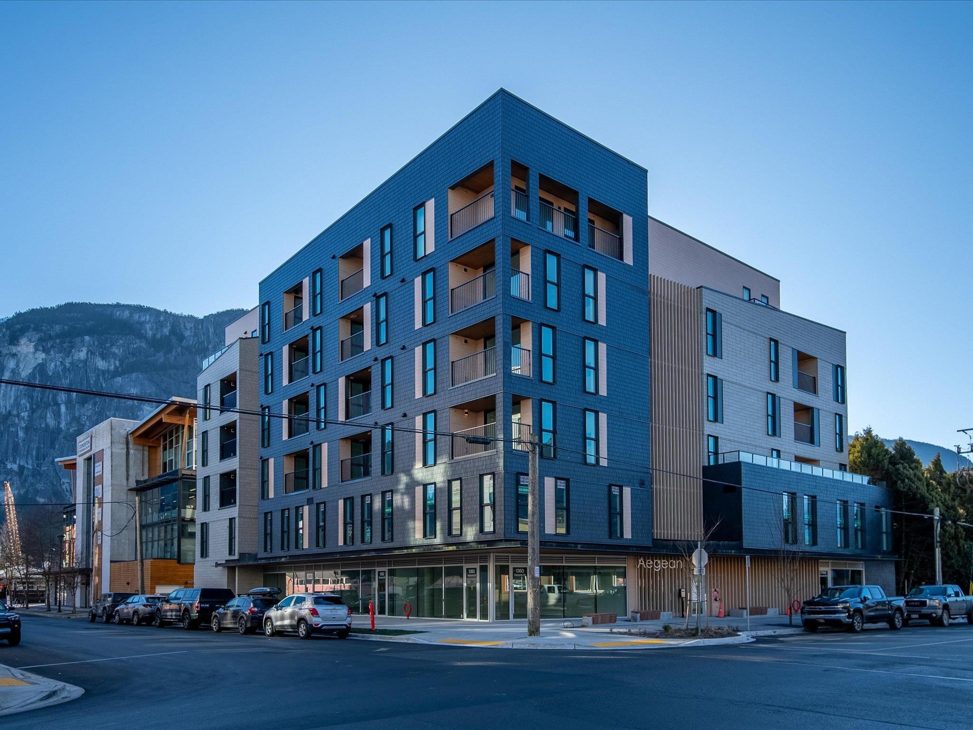 37994 Second Avenue, Squamish - Exteriors - Photo 1