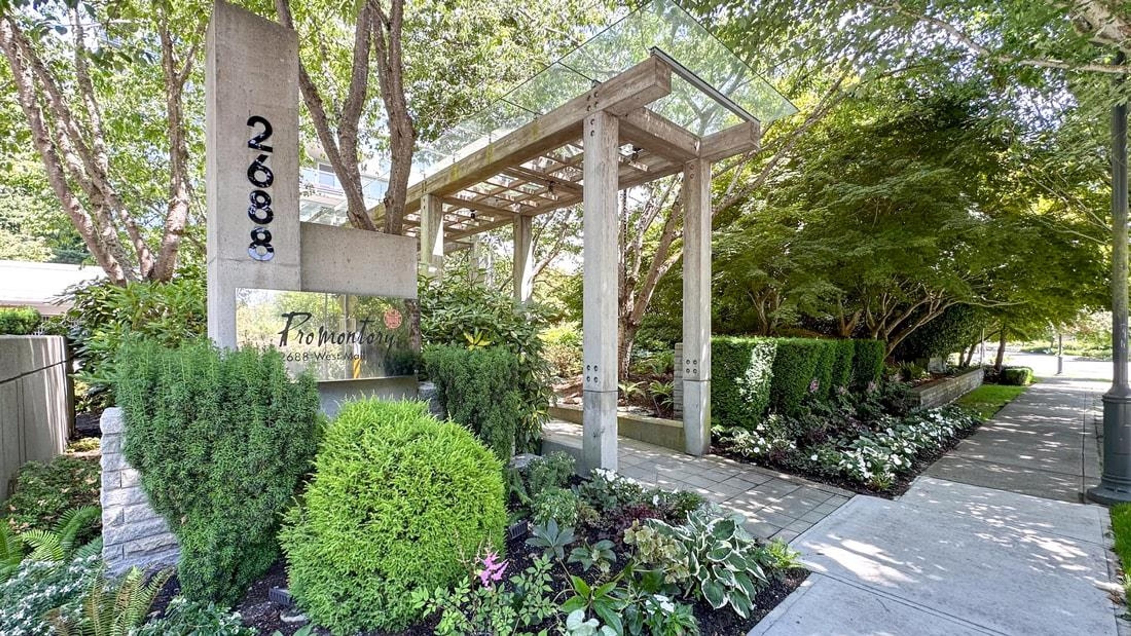 2688 West Mall, Vancouver - Exteriors - Photo 1